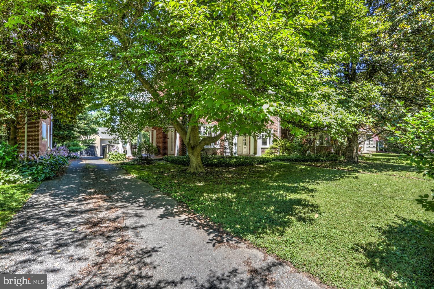 SCHOOL LANE HILLS - Residential