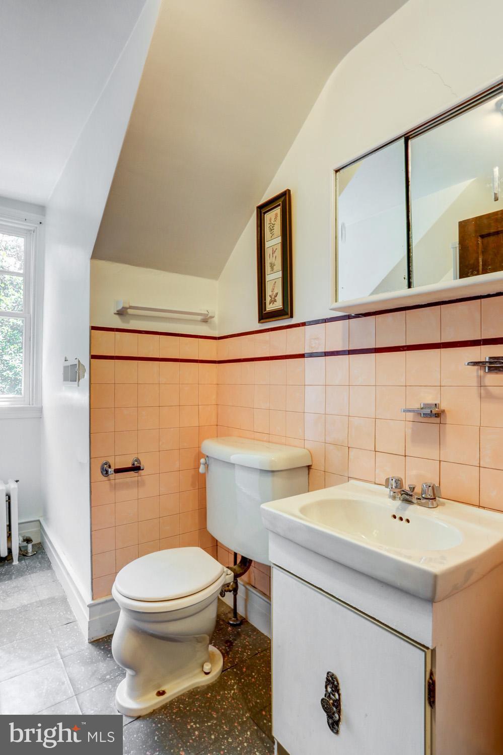 SCHOOL LANE HILLS - Residential