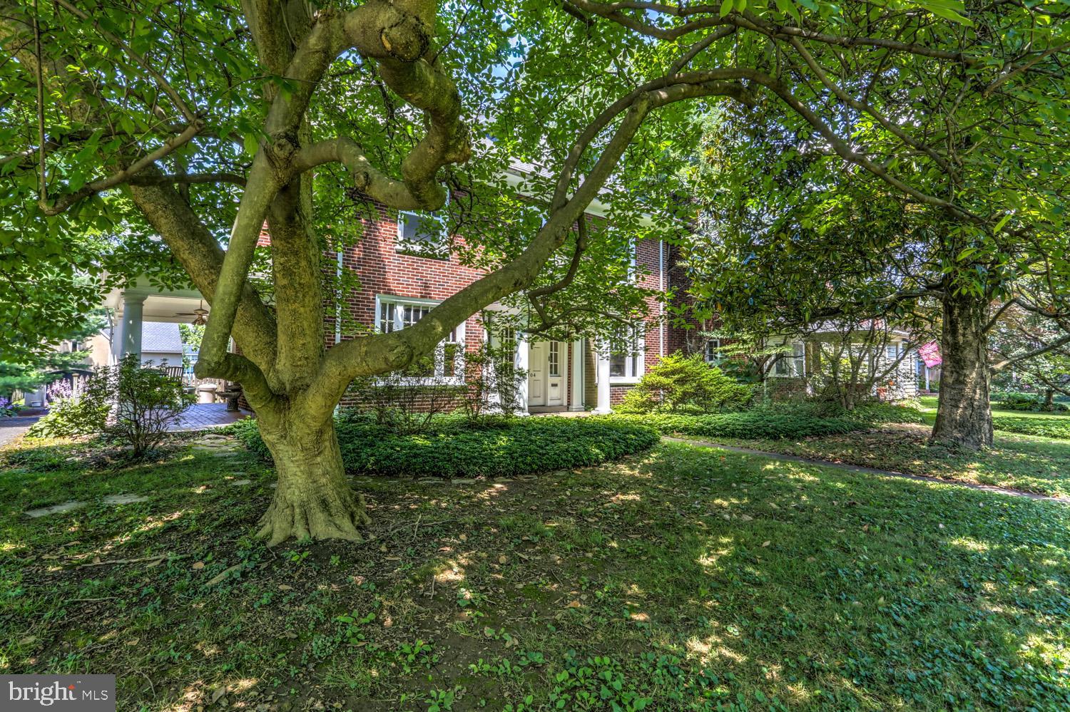 SCHOOL LANE HILLS - Residential
