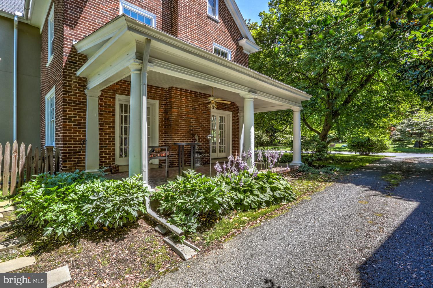 SCHOOL LANE HILLS - Residential