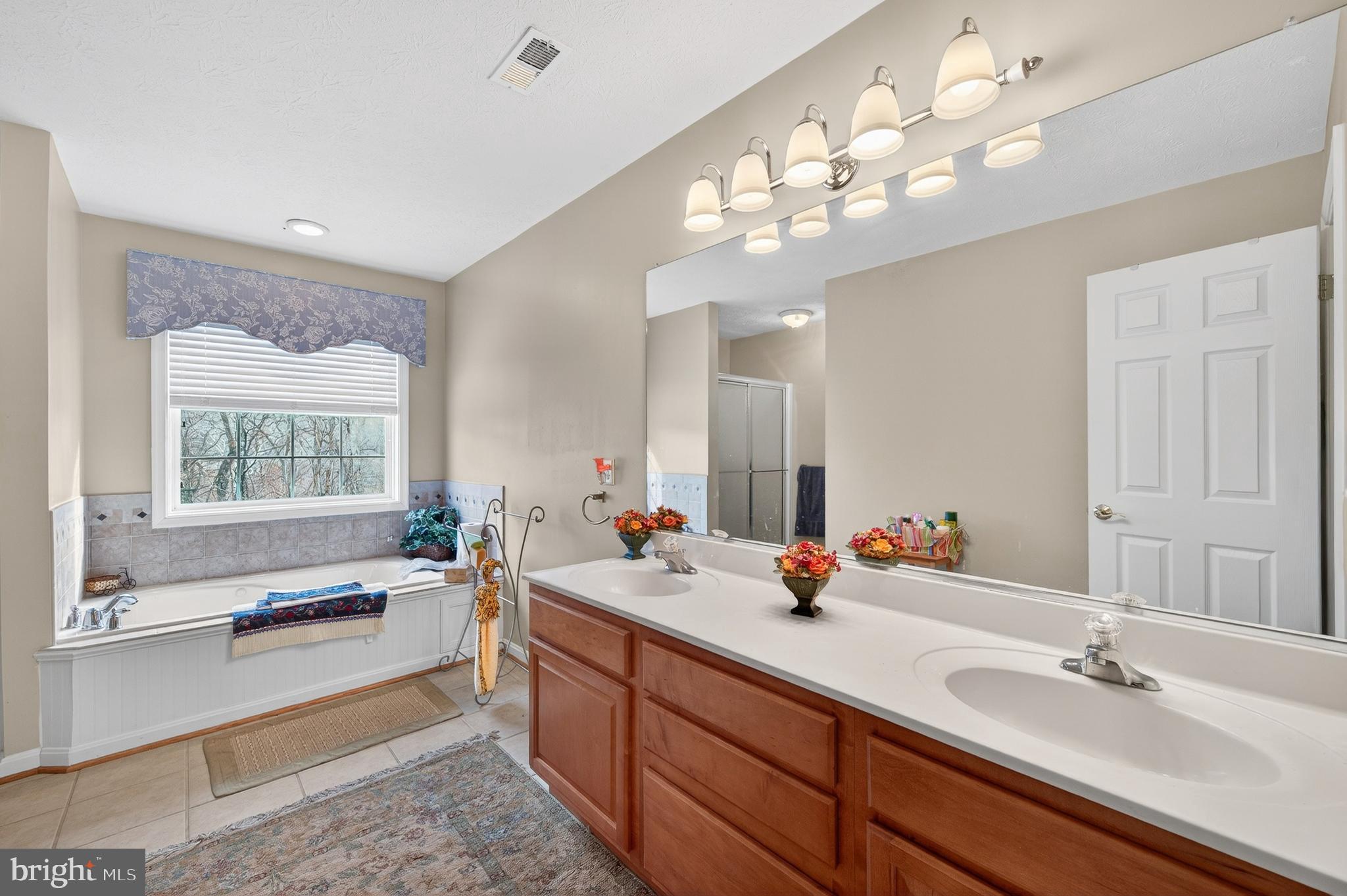 WALNUT SPRINGS ESTATES - Residential