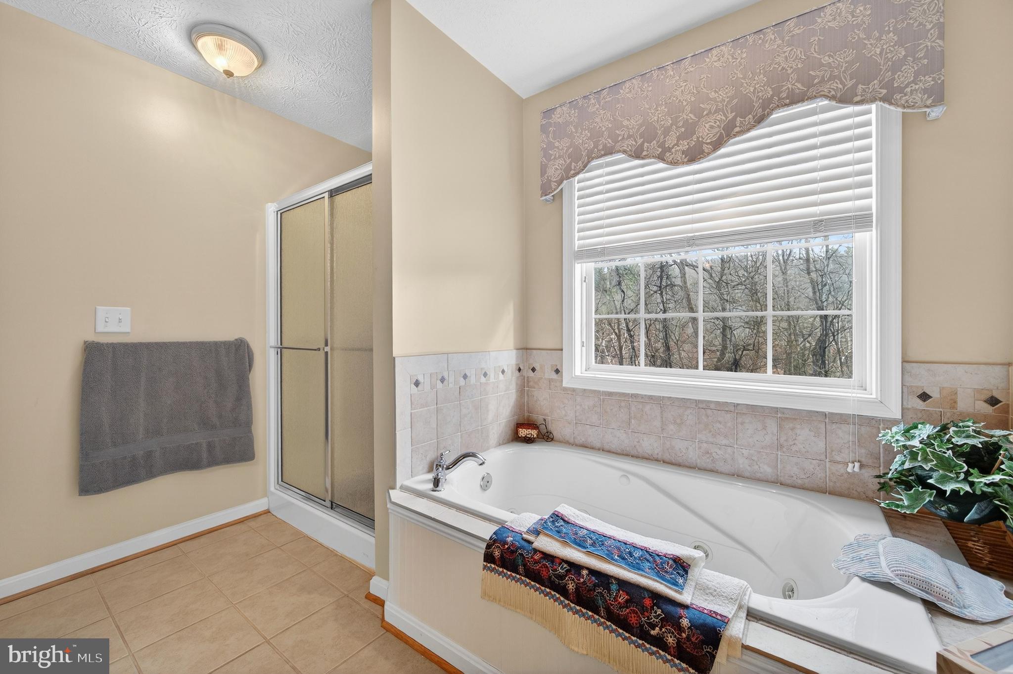 WALNUT SPRINGS ESTATES - Residential