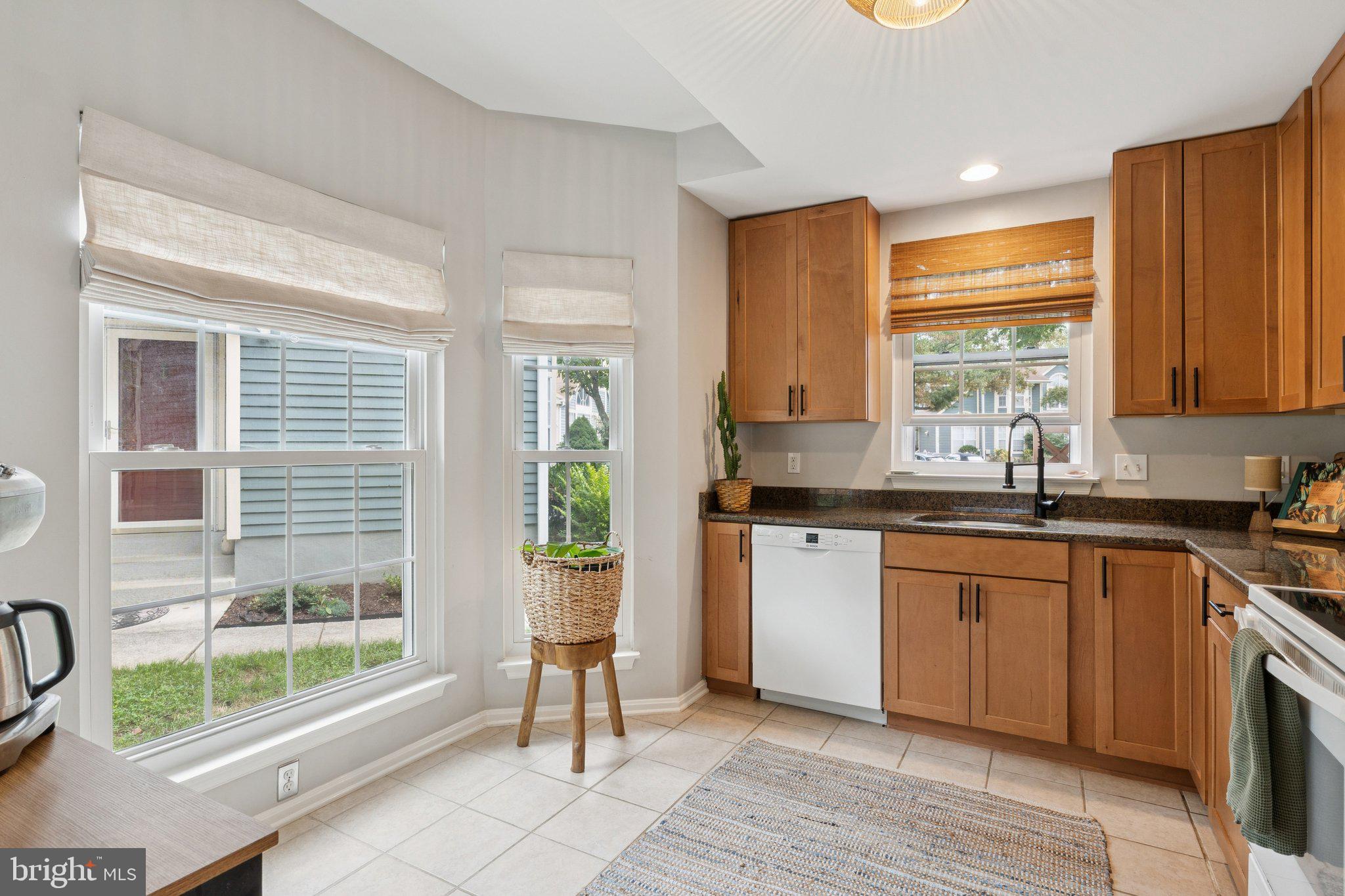 MARINERS POINT - Residential