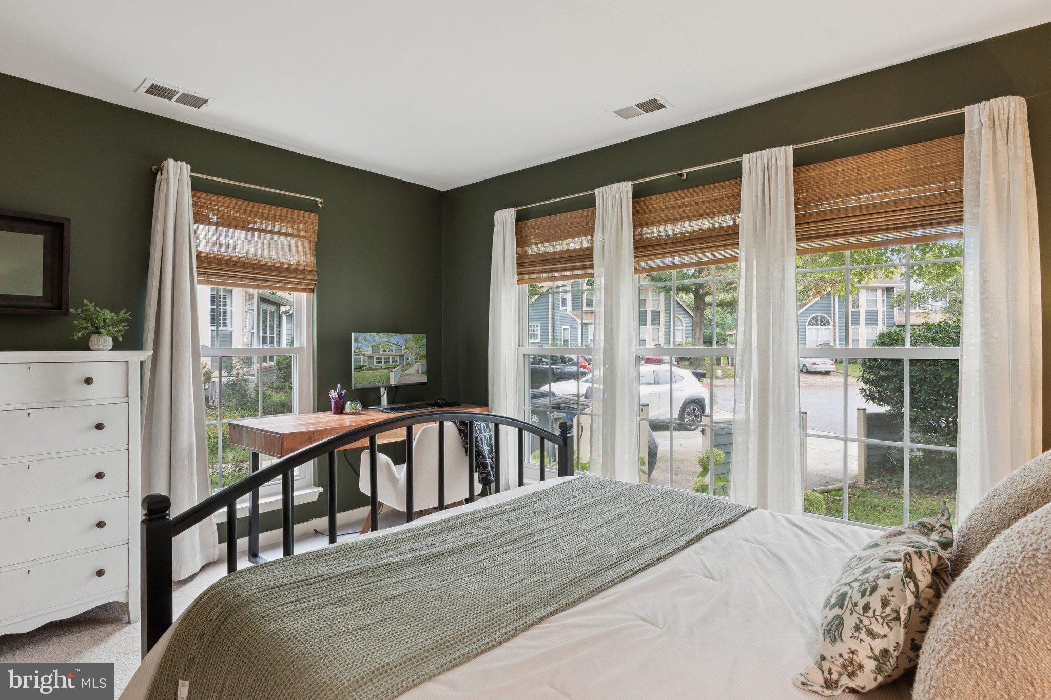 MARINERS POINT - Residential