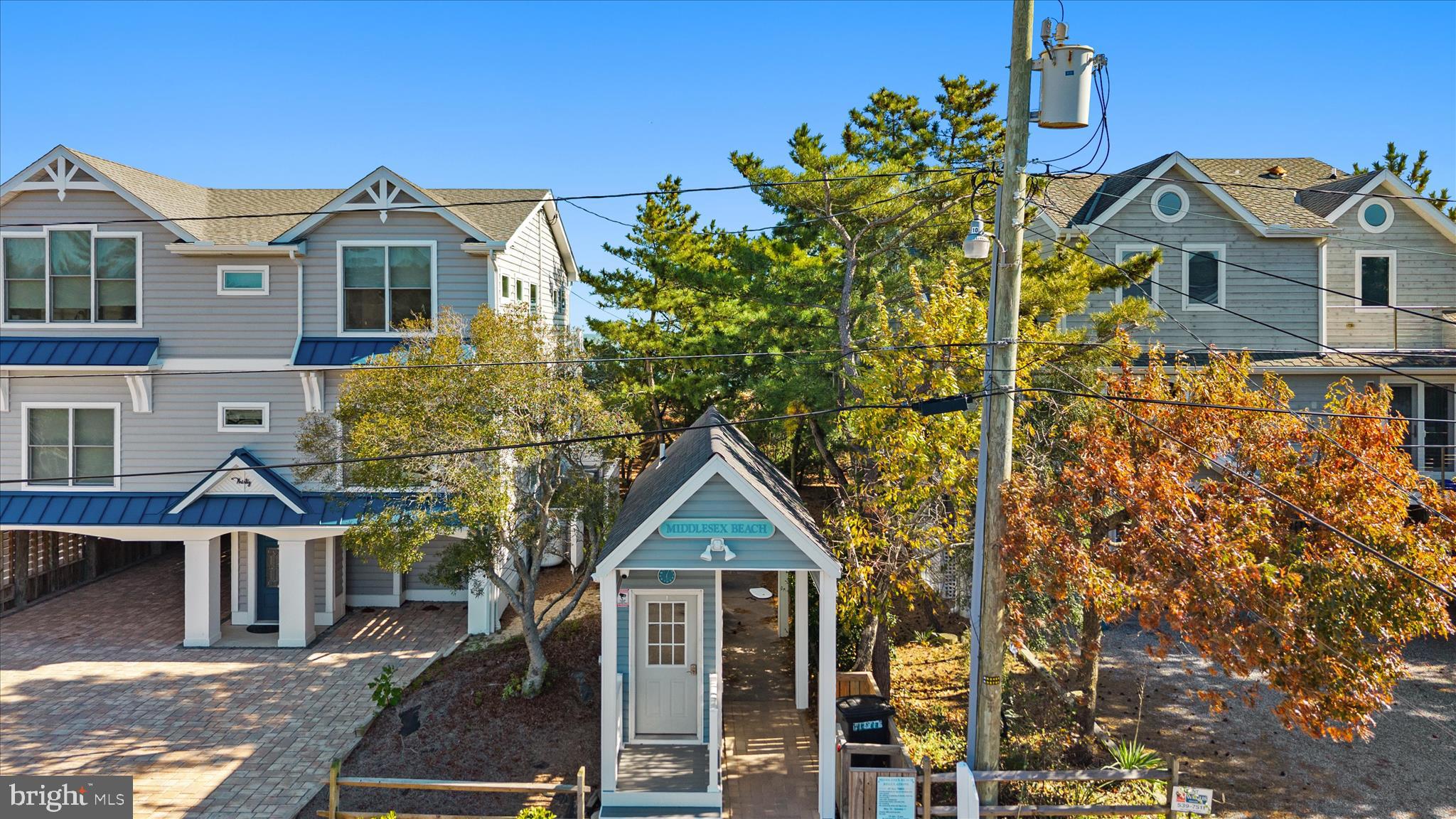 MIDDLESEX BEACH - Residential