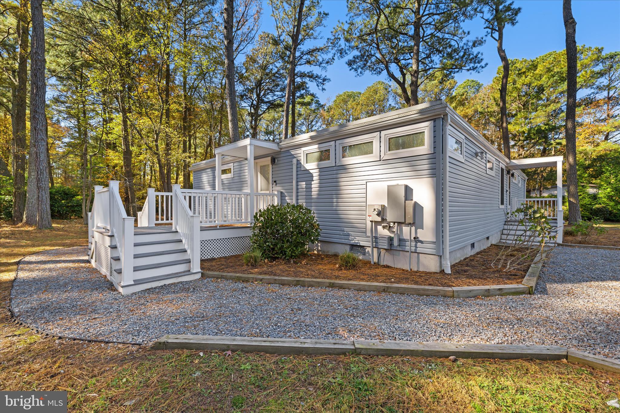 MIDDLESEX BEACH - Residential