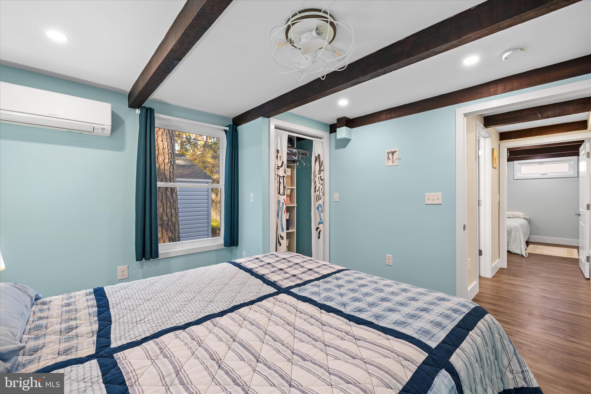 MIDDLESEX BEACH - Residential