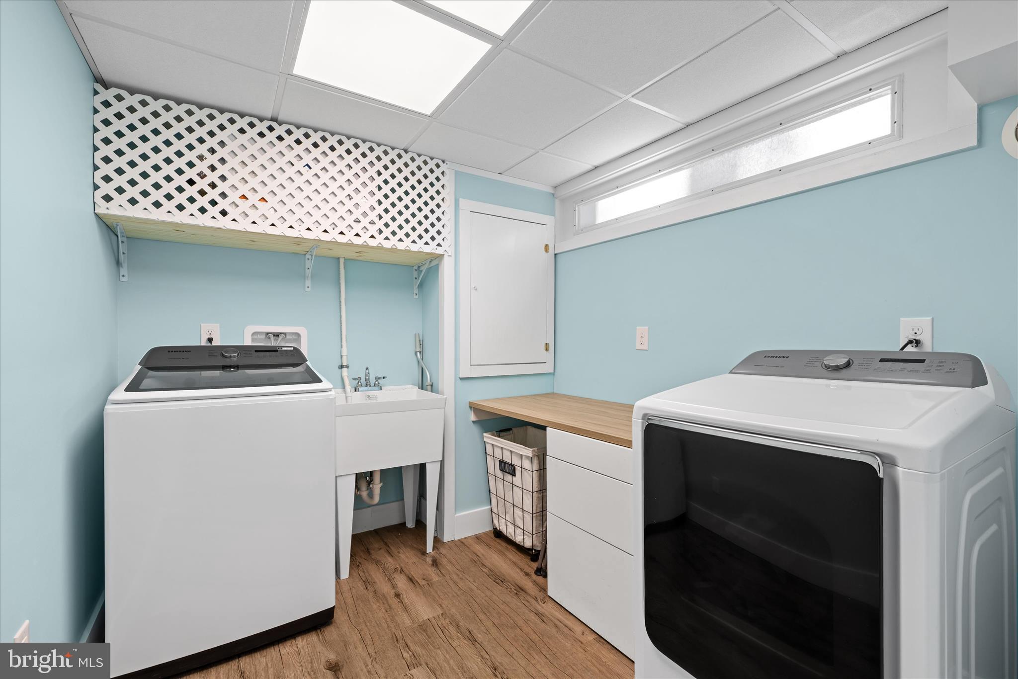 MIDDLESEX BEACH - Residential