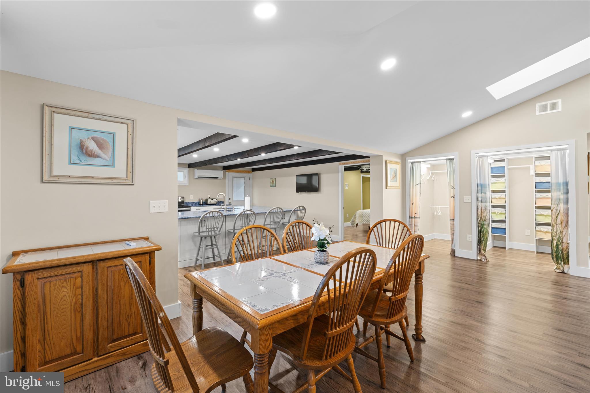 MIDDLESEX BEACH - Residential