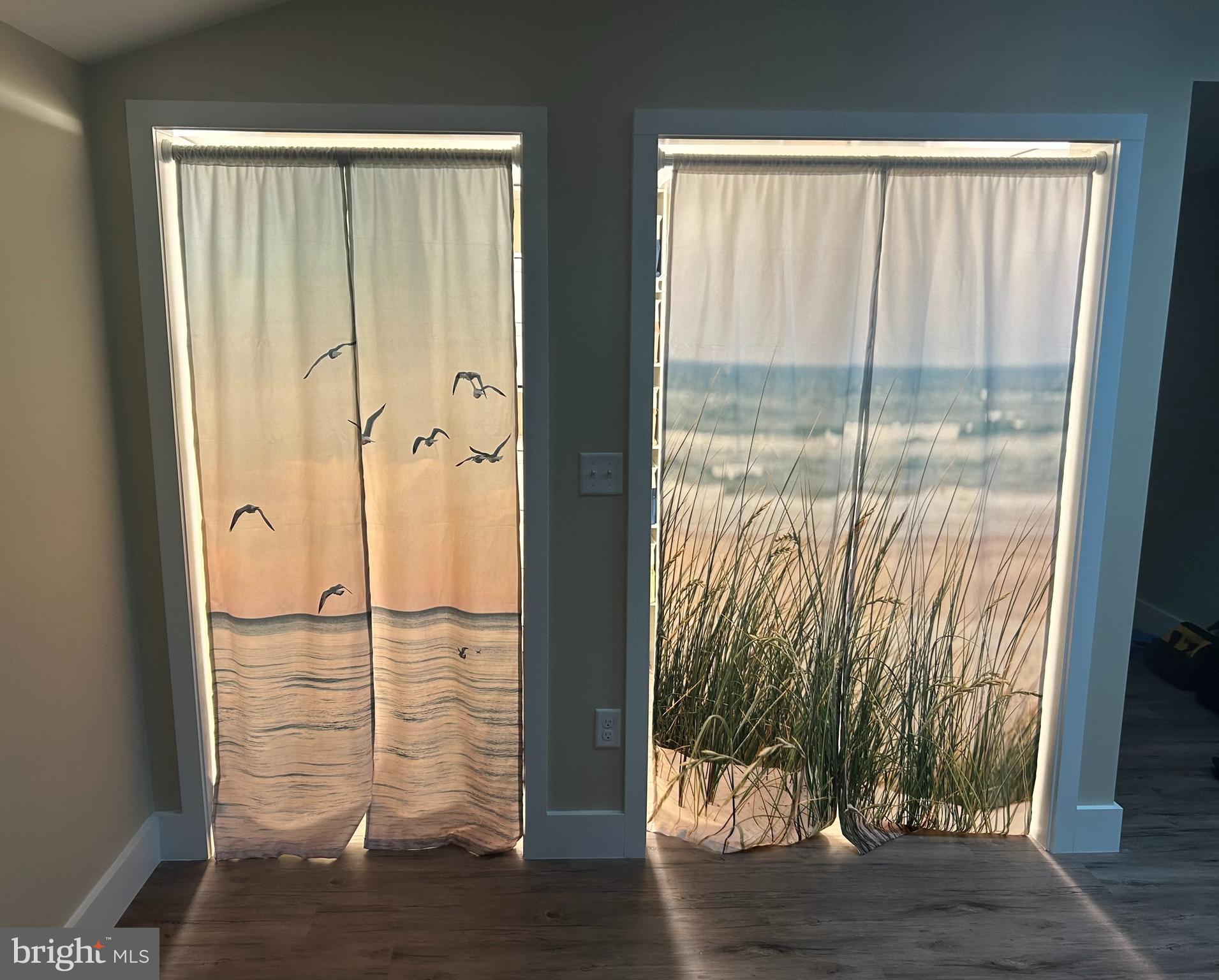 MIDDLESEX BEACH - Residential