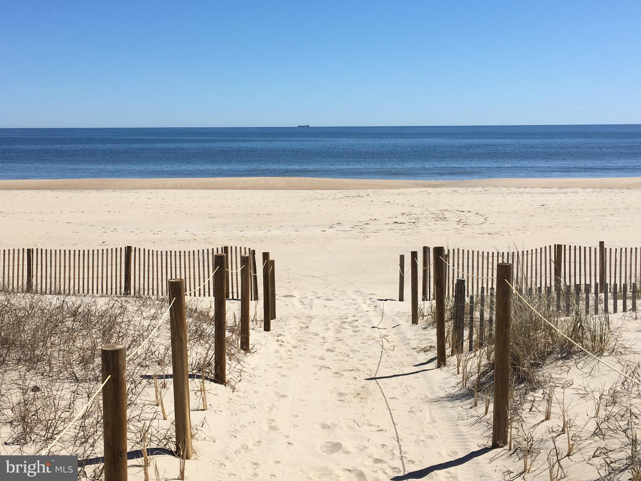 MIDDLESEX BEACH - Residential