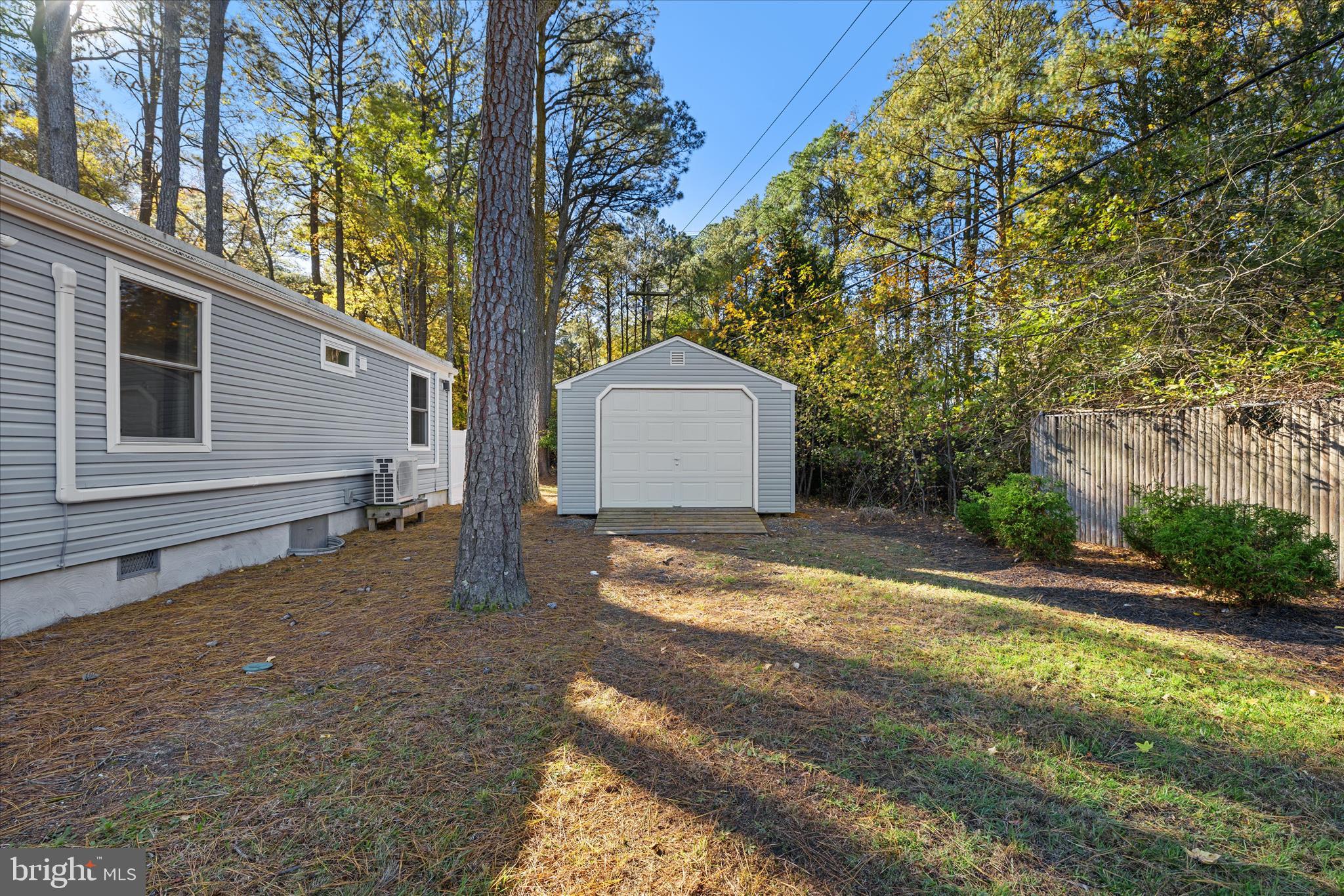 MIDDLESEX BEACH - Residential