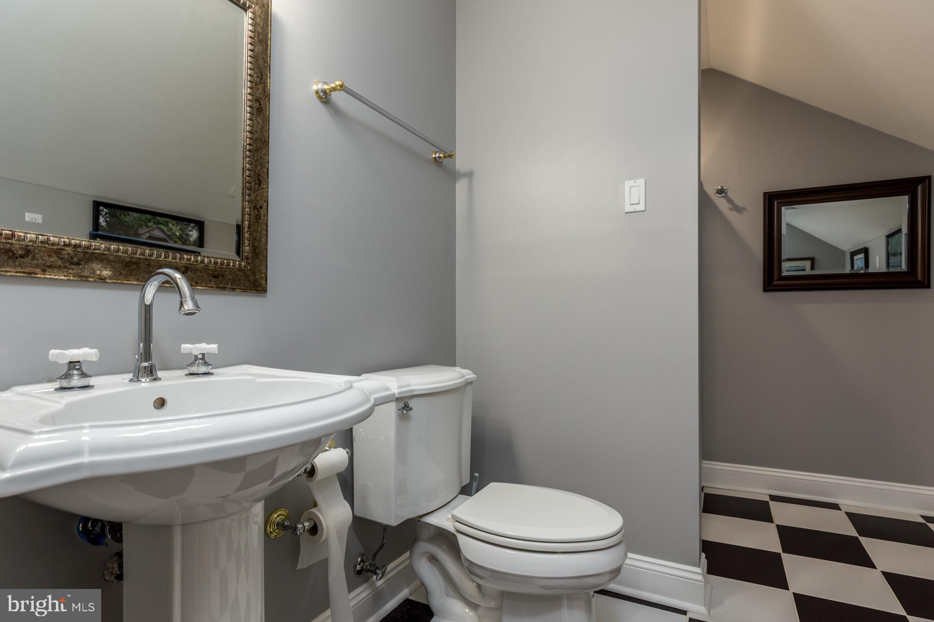 BRICKSHIRE - Residential