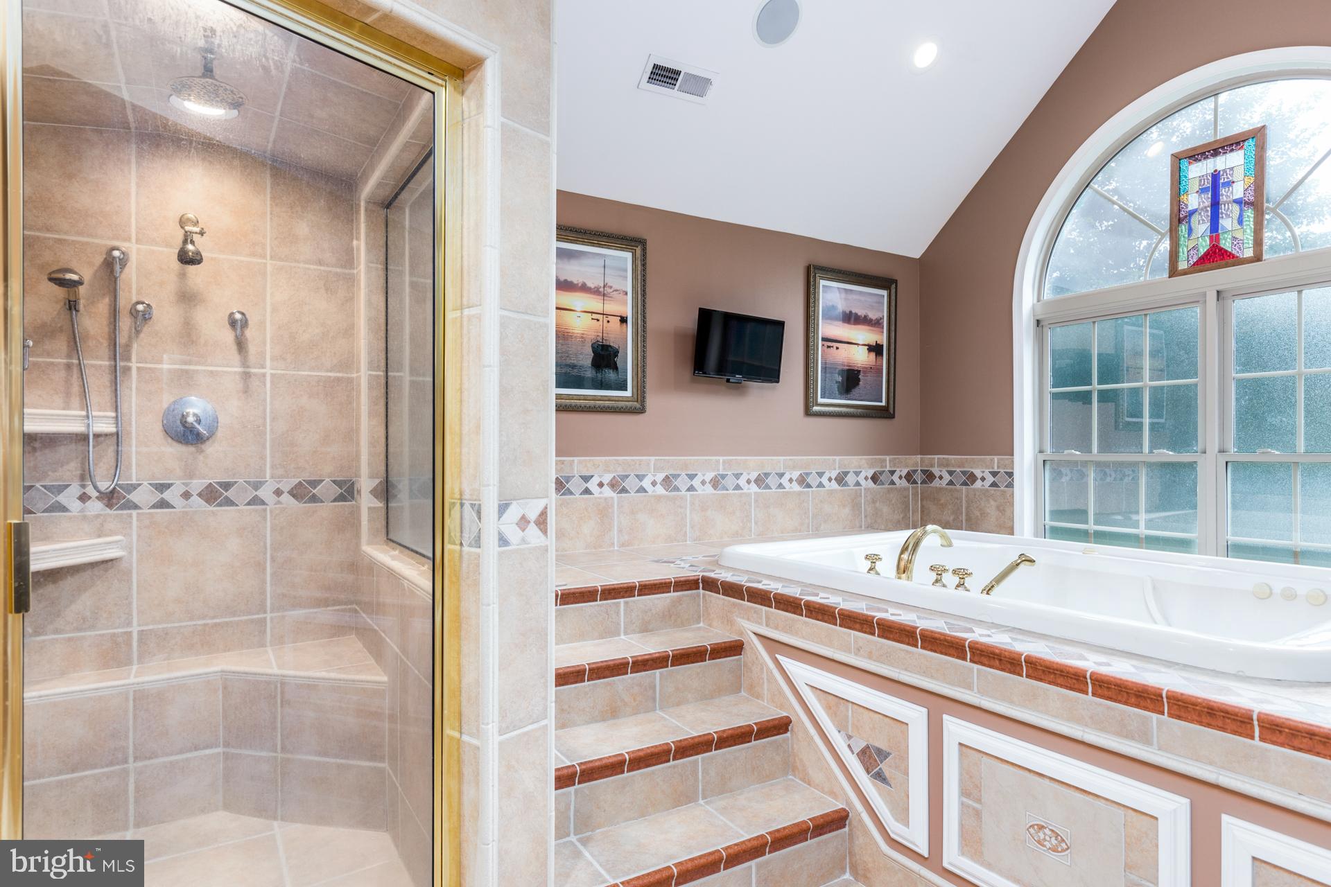 BRICKSHIRE - Residential