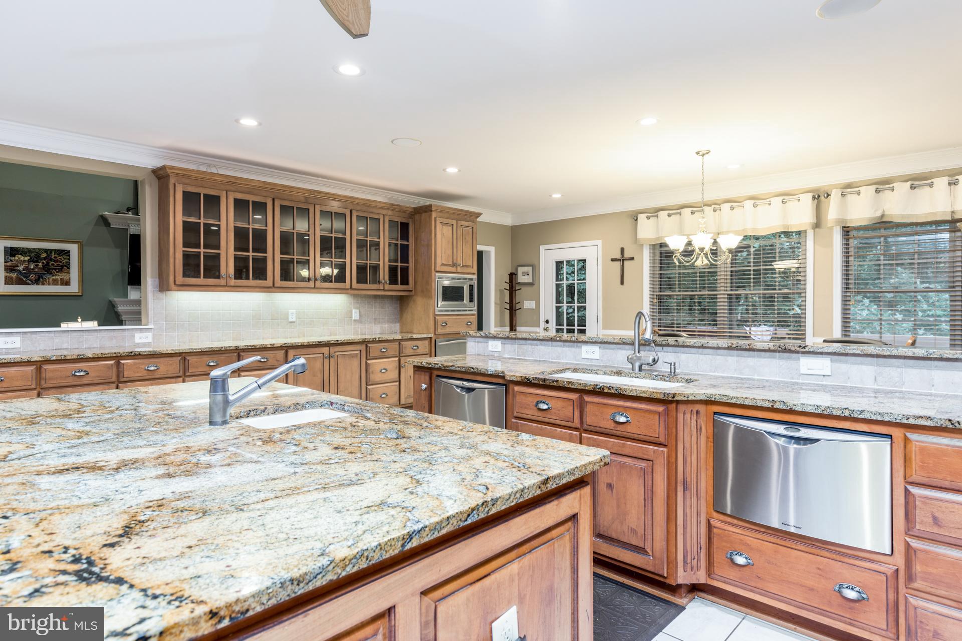 BRICKSHIRE - Residential