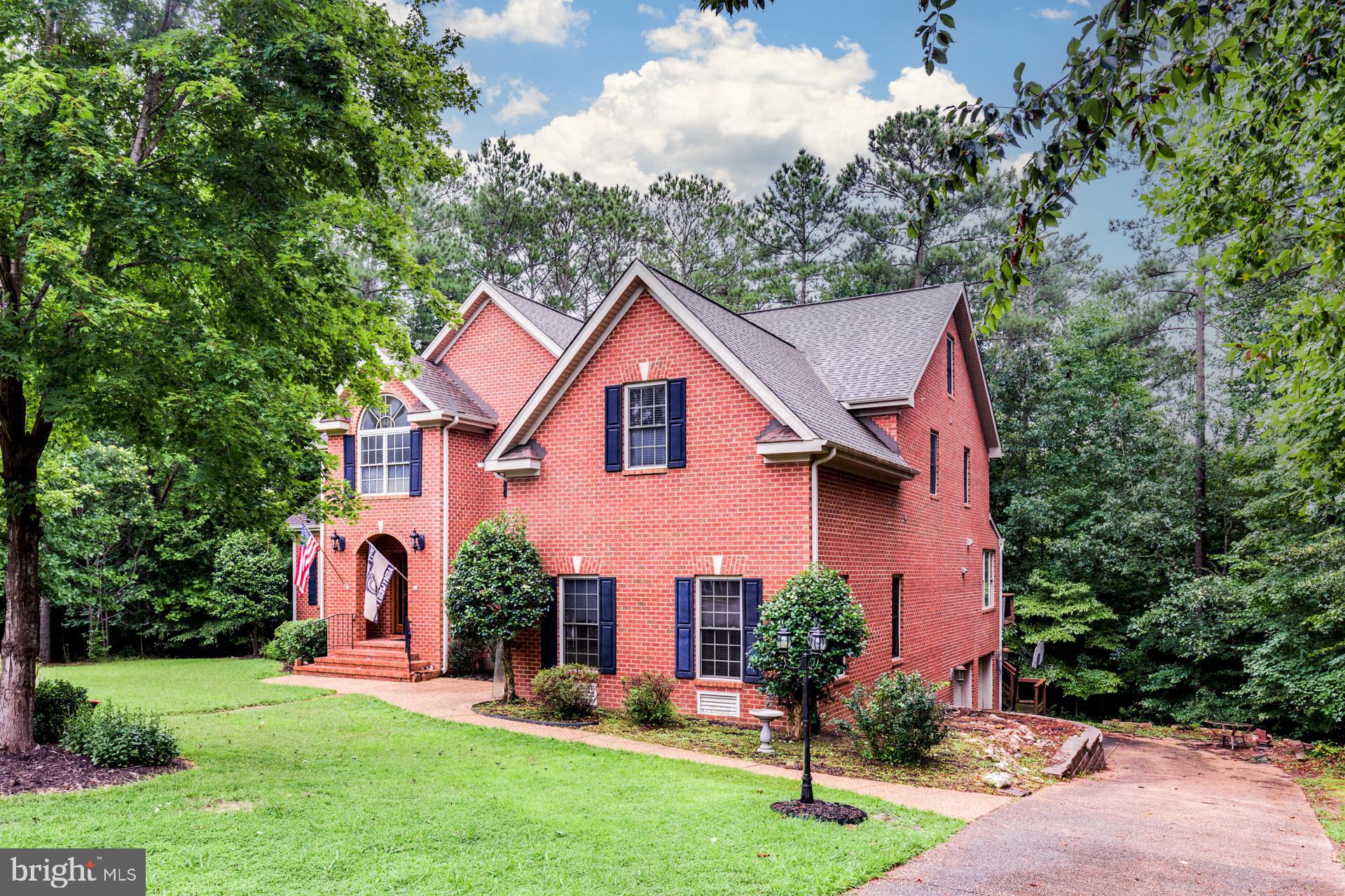 BRICKSHIRE - Residential