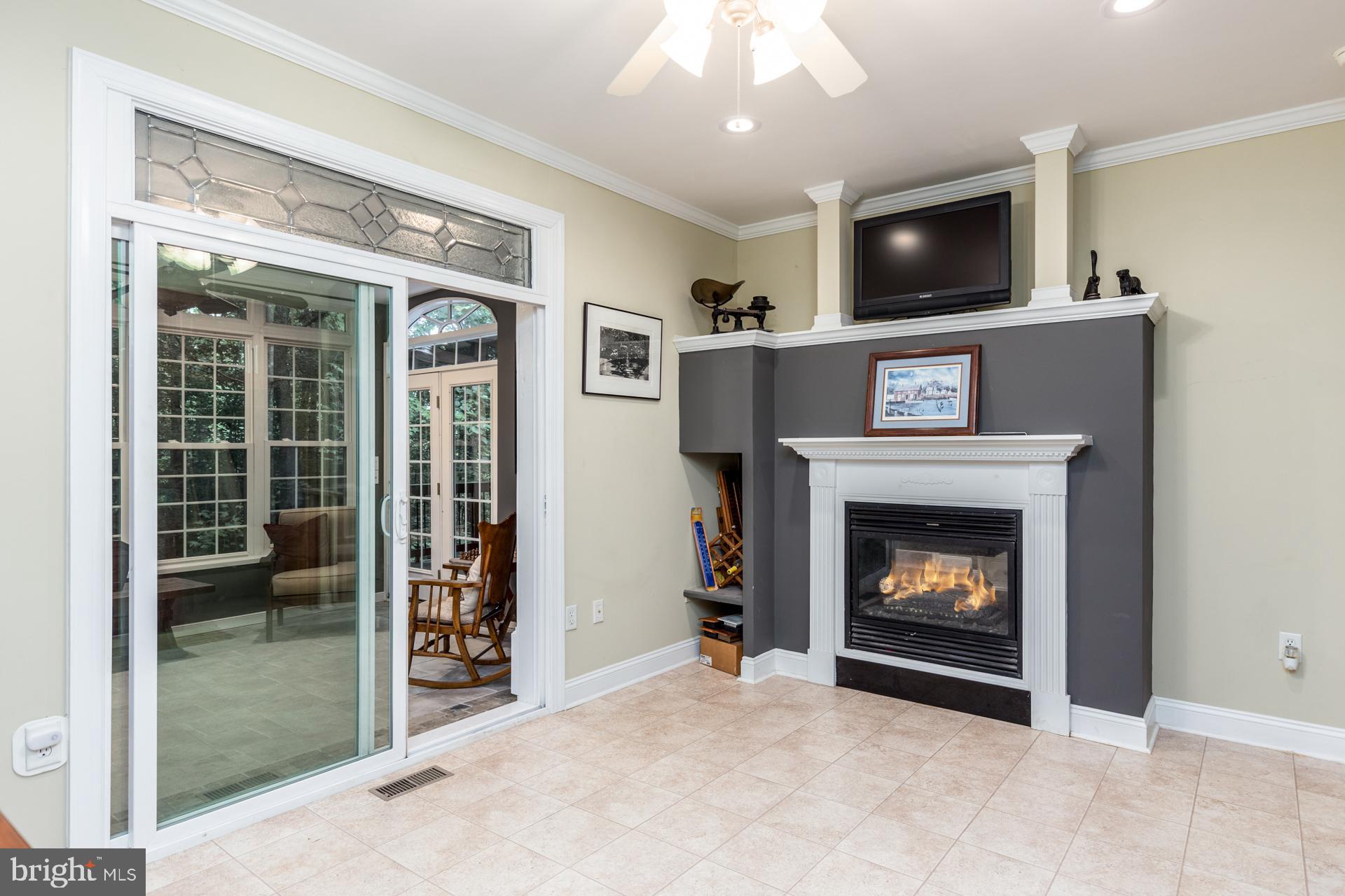 BRICKSHIRE - Residential