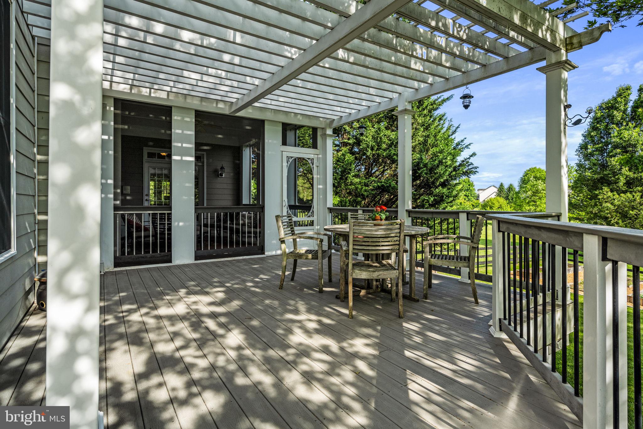 HEATHER KNOLLS - Residential