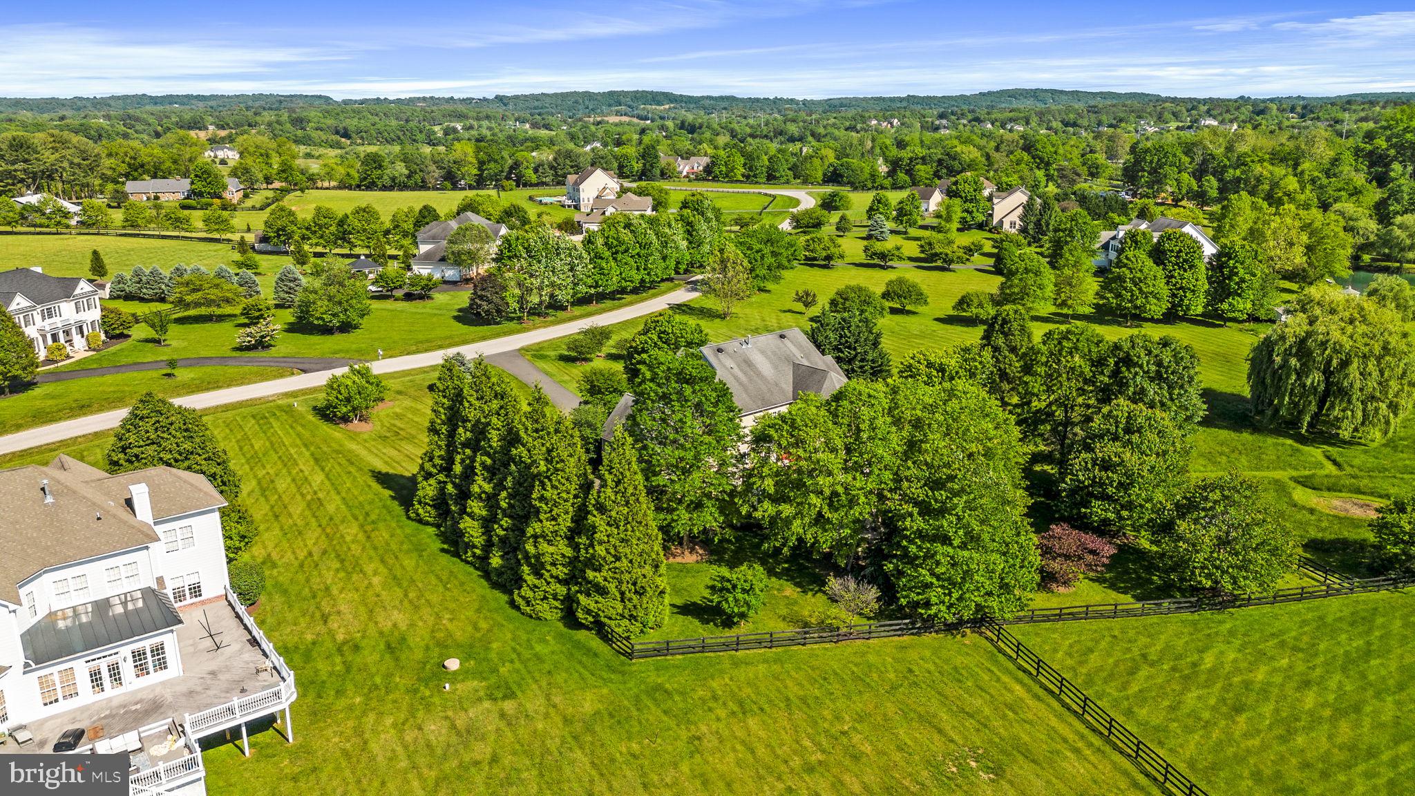 HEATHER KNOLLS - Residential