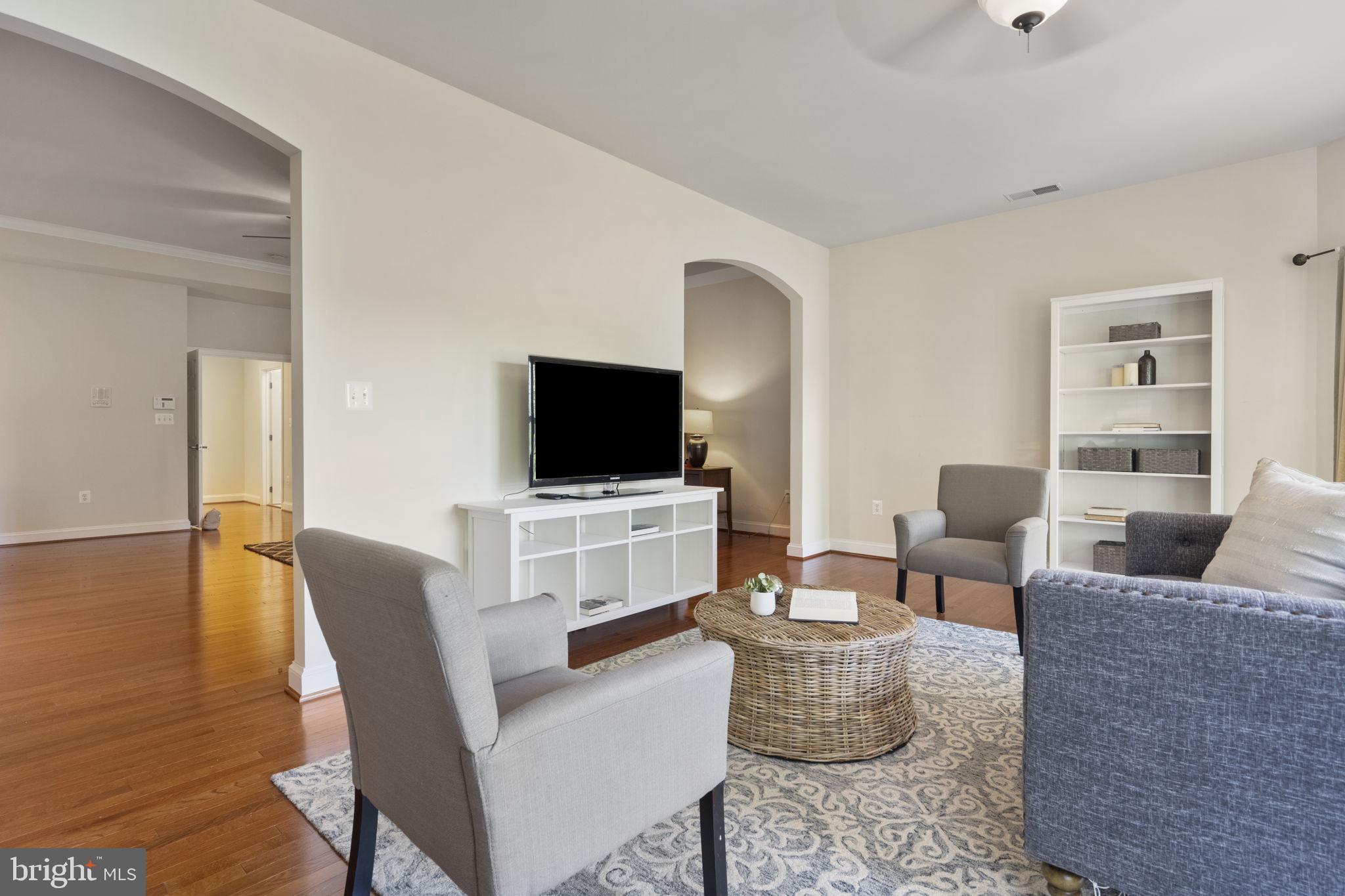 HEATHER KNOLLS - Residential