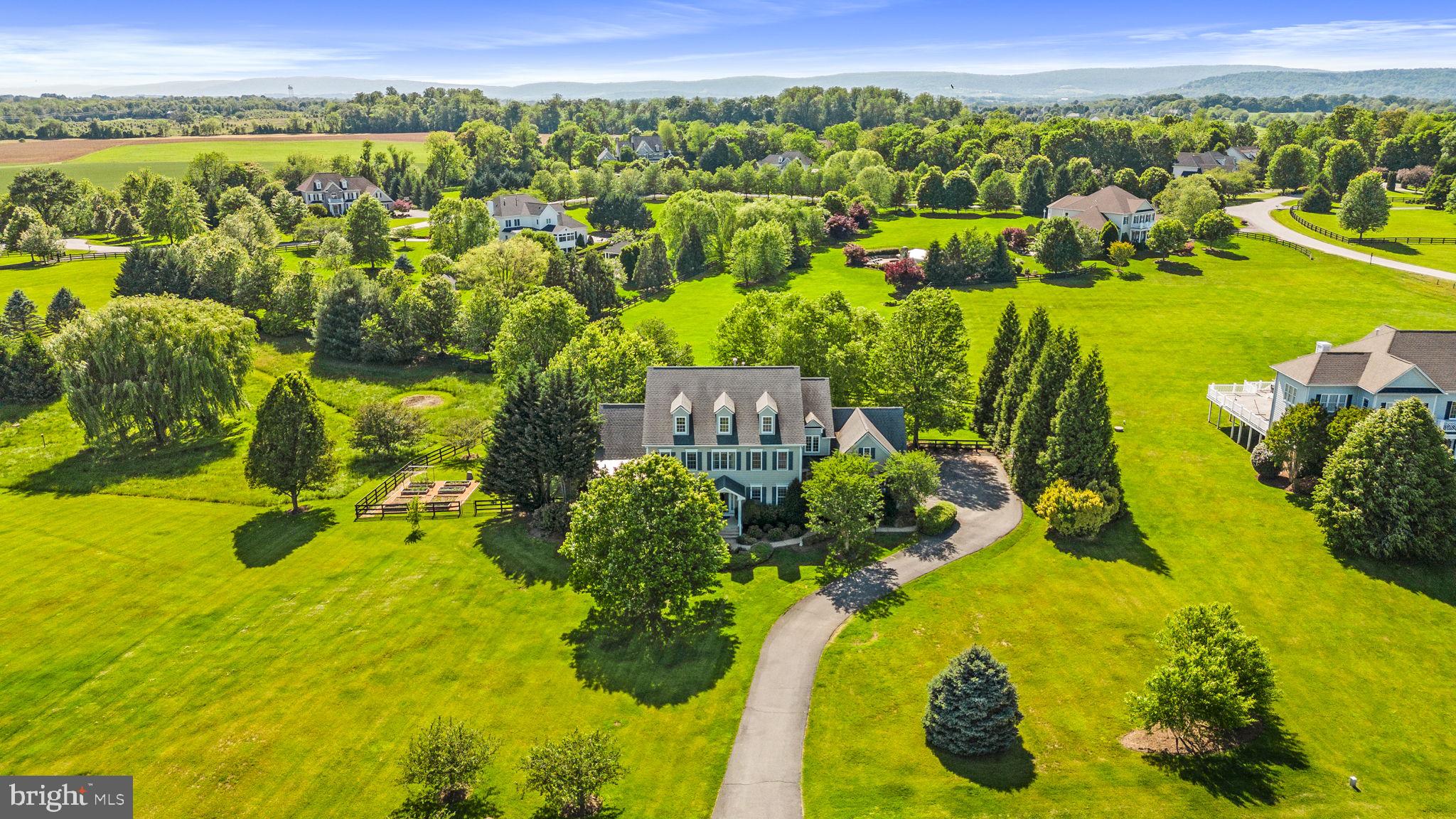 HEATHER KNOLLS - Residential