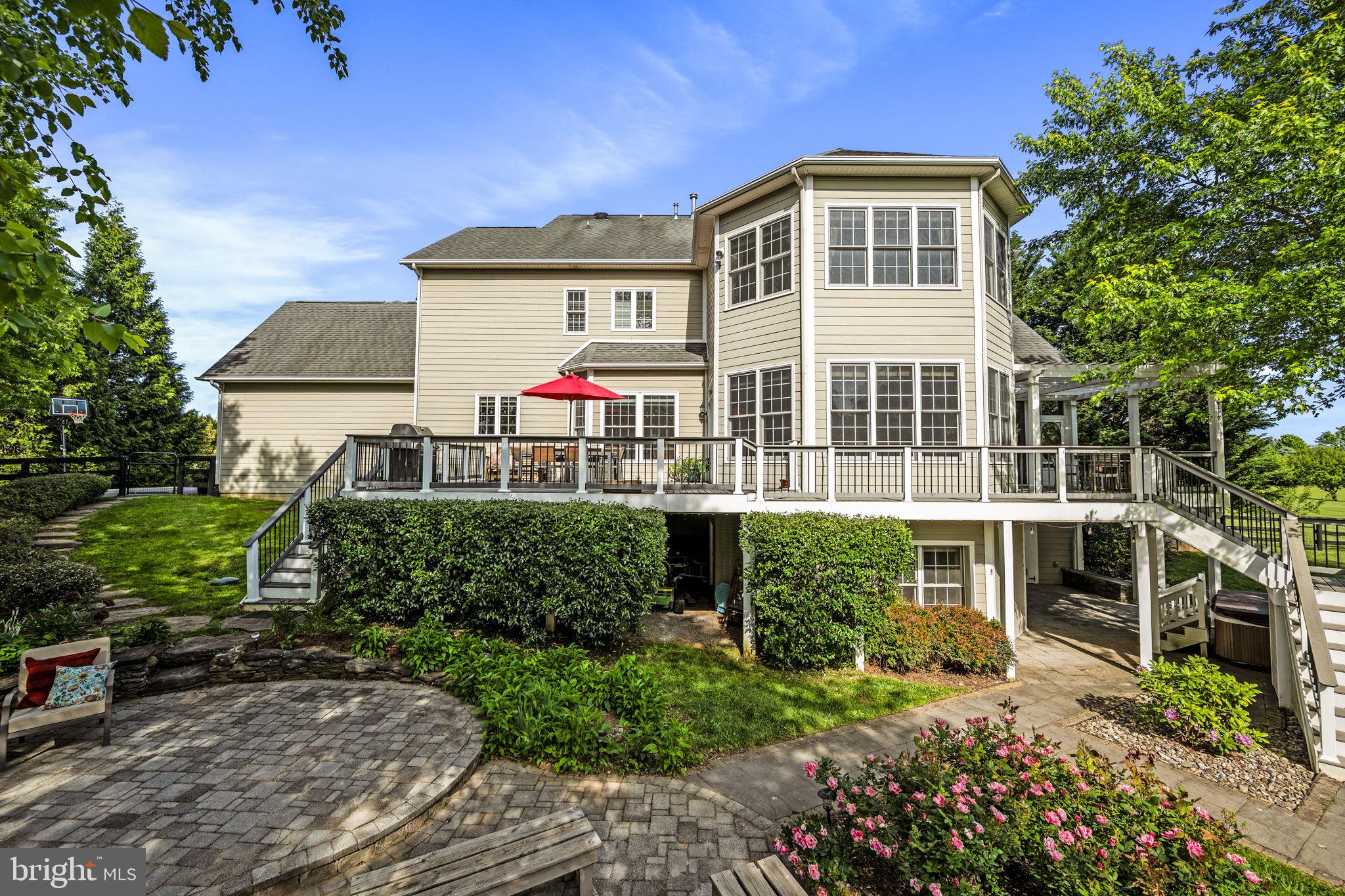 HEATHER KNOLLS - Residential