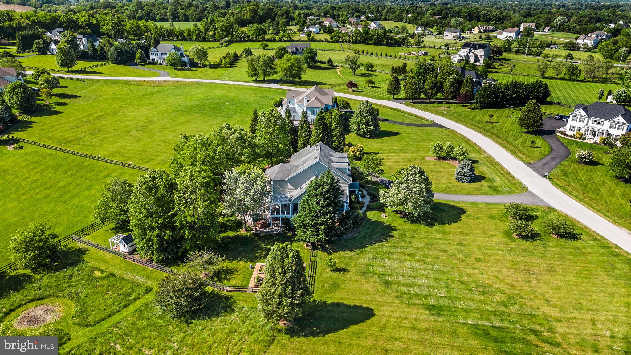 HEATHER KNOLLS - Residential