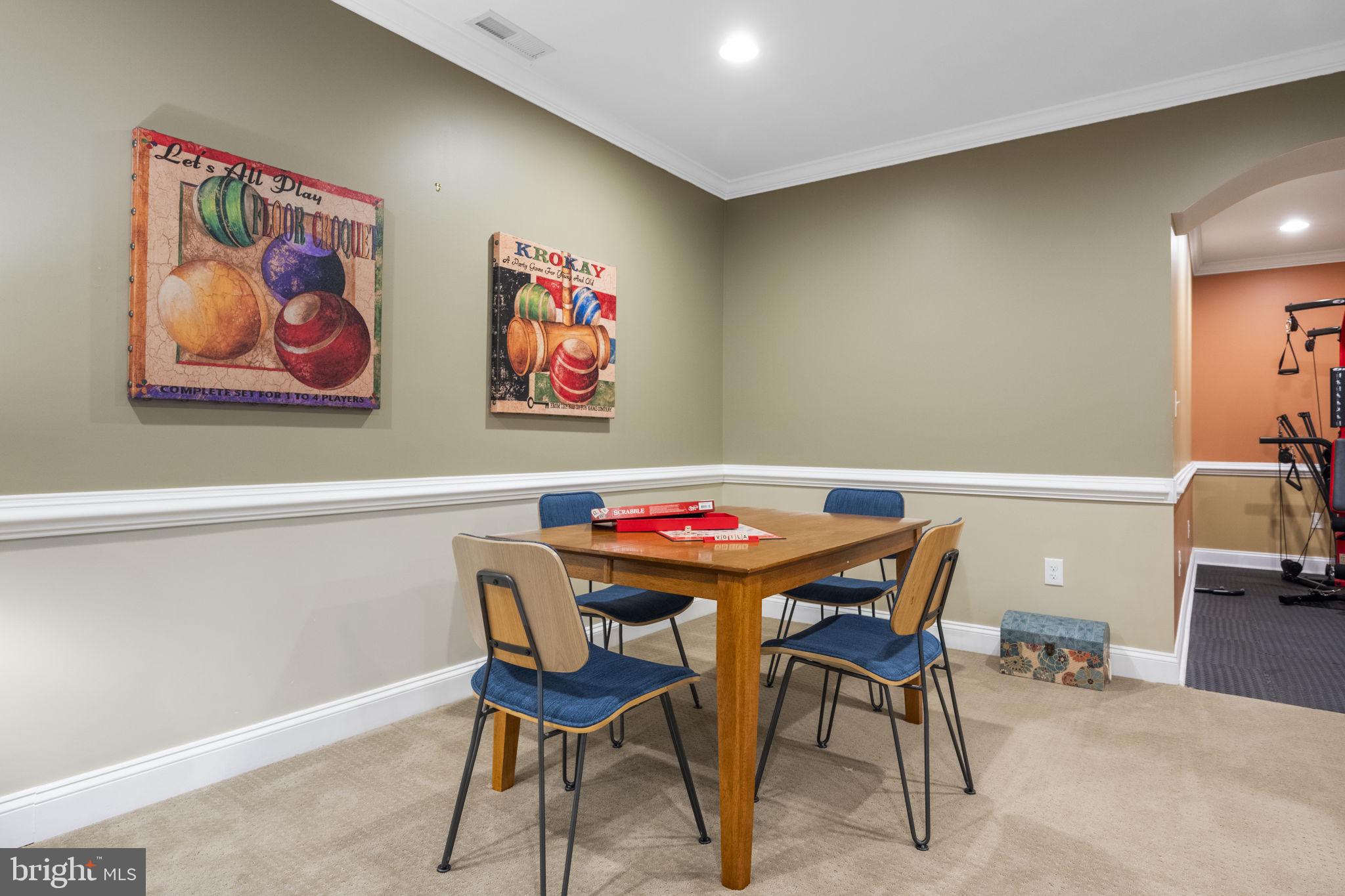 HEATHER KNOLLS - Residential