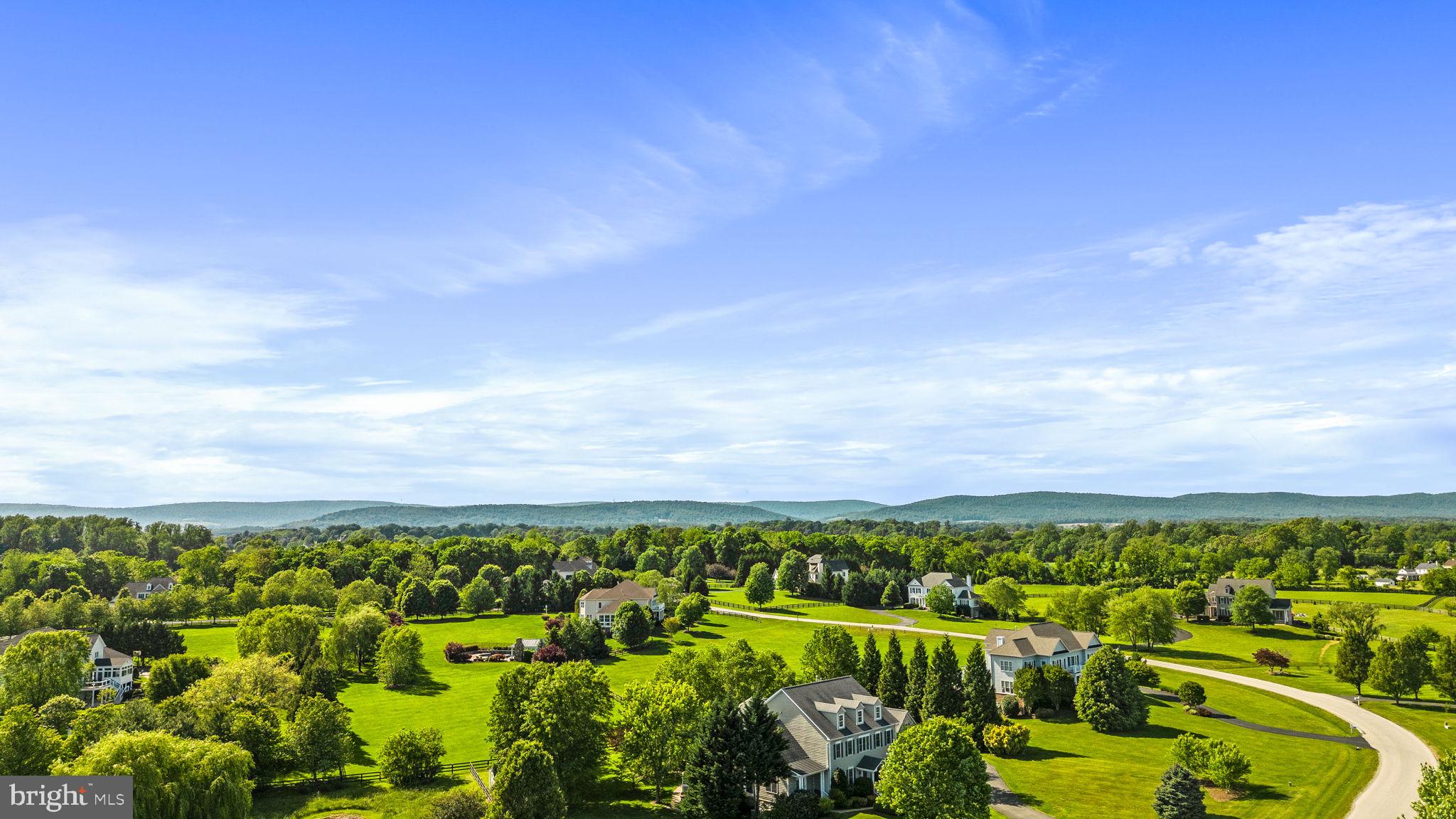 HEATHER KNOLLS - Residential