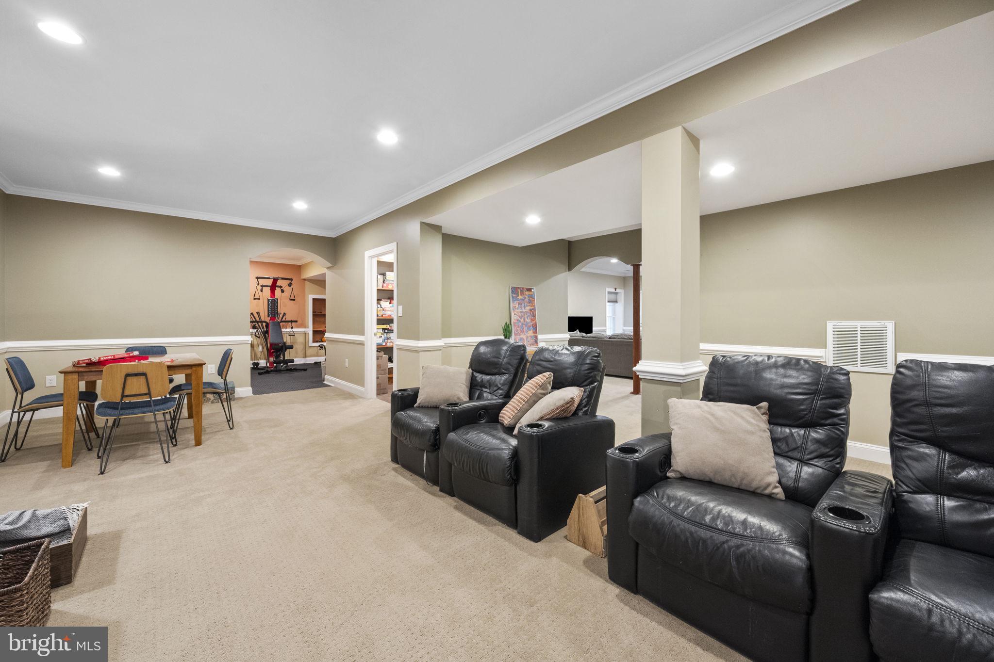 HEATHER KNOLLS - Residential