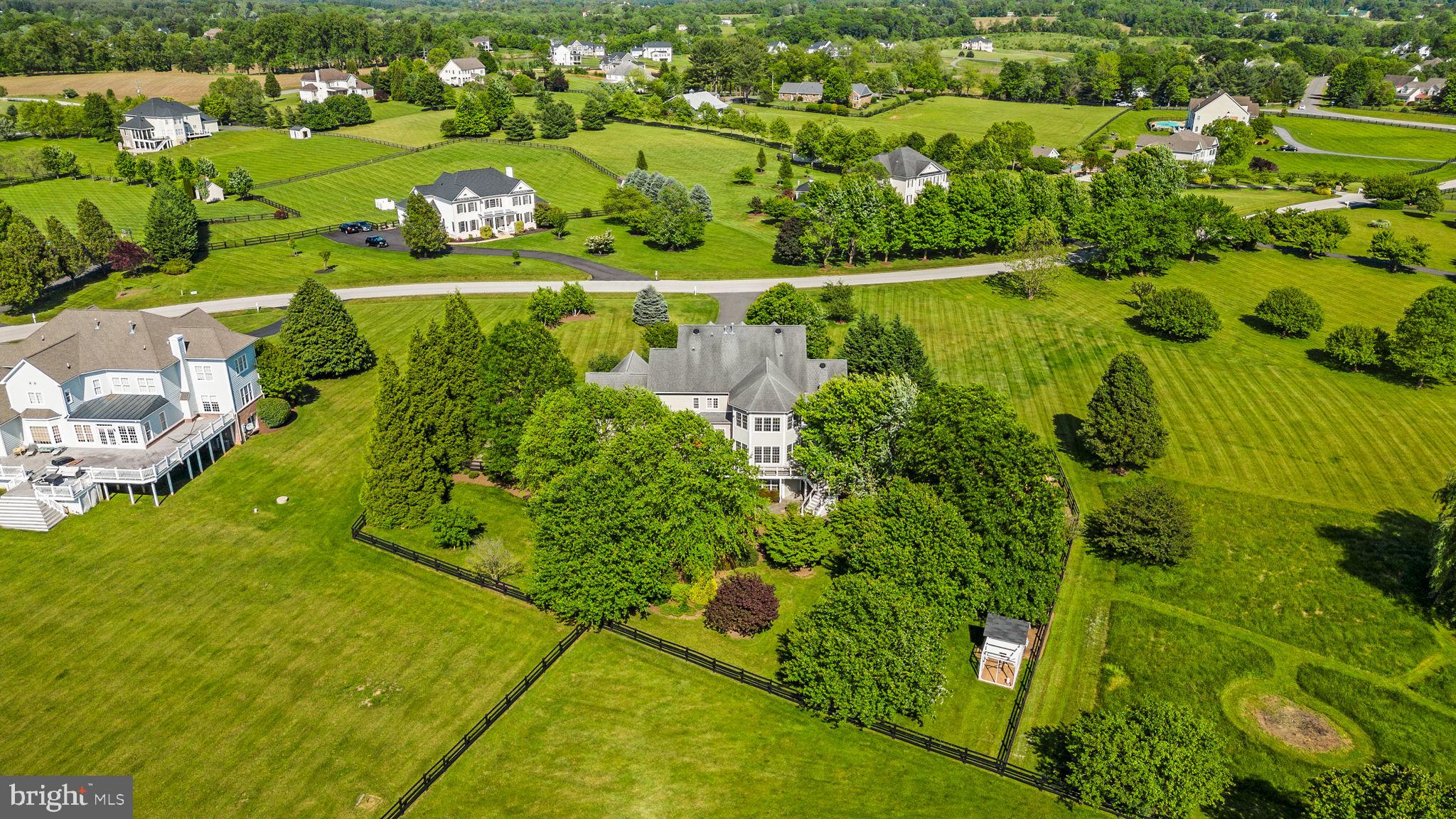 HEATHER KNOLLS - Residential