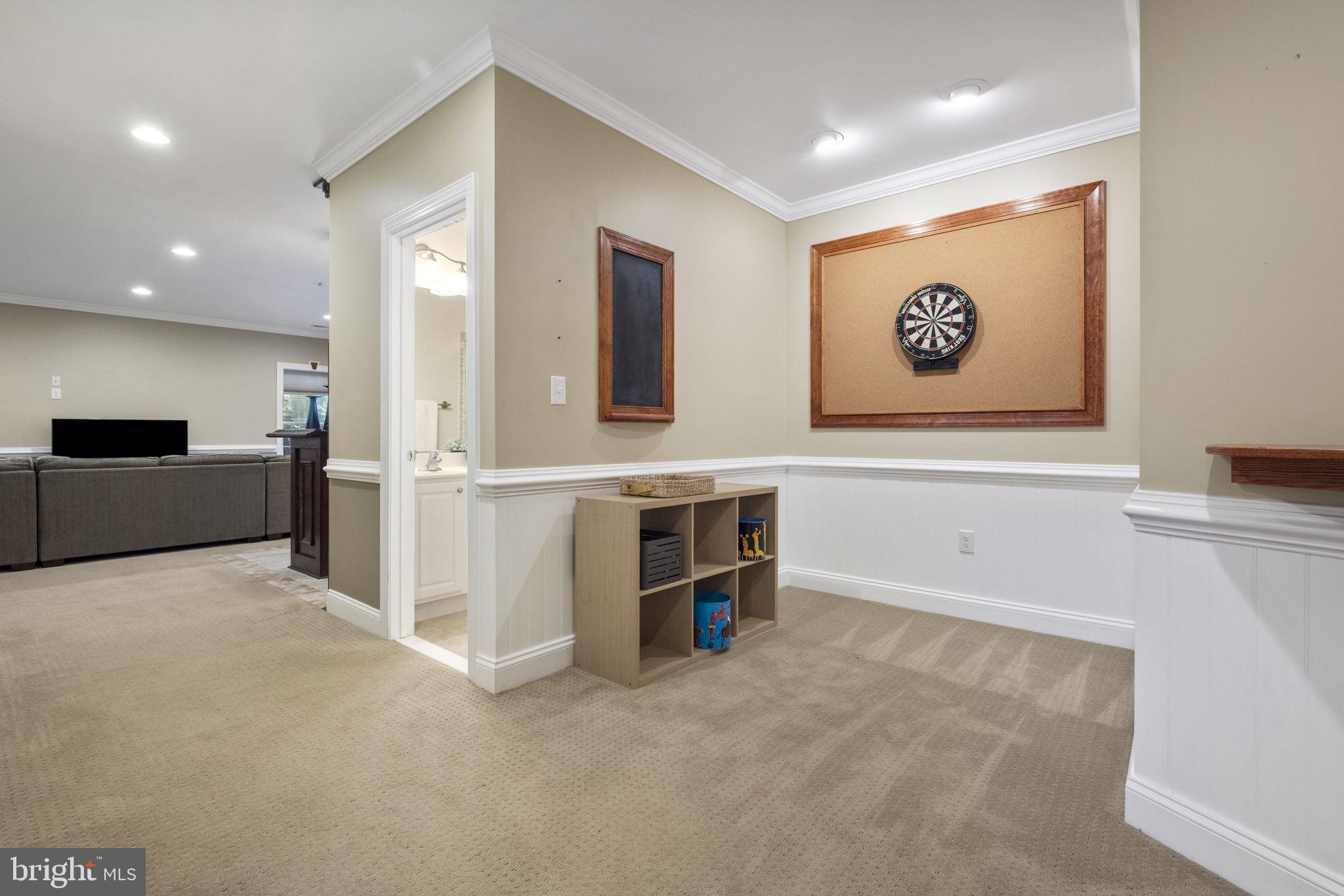 HEATHER KNOLLS - Residential