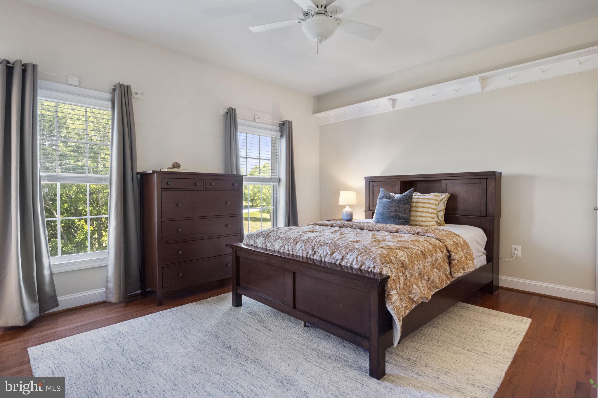 HEATHER KNOLLS - Residential