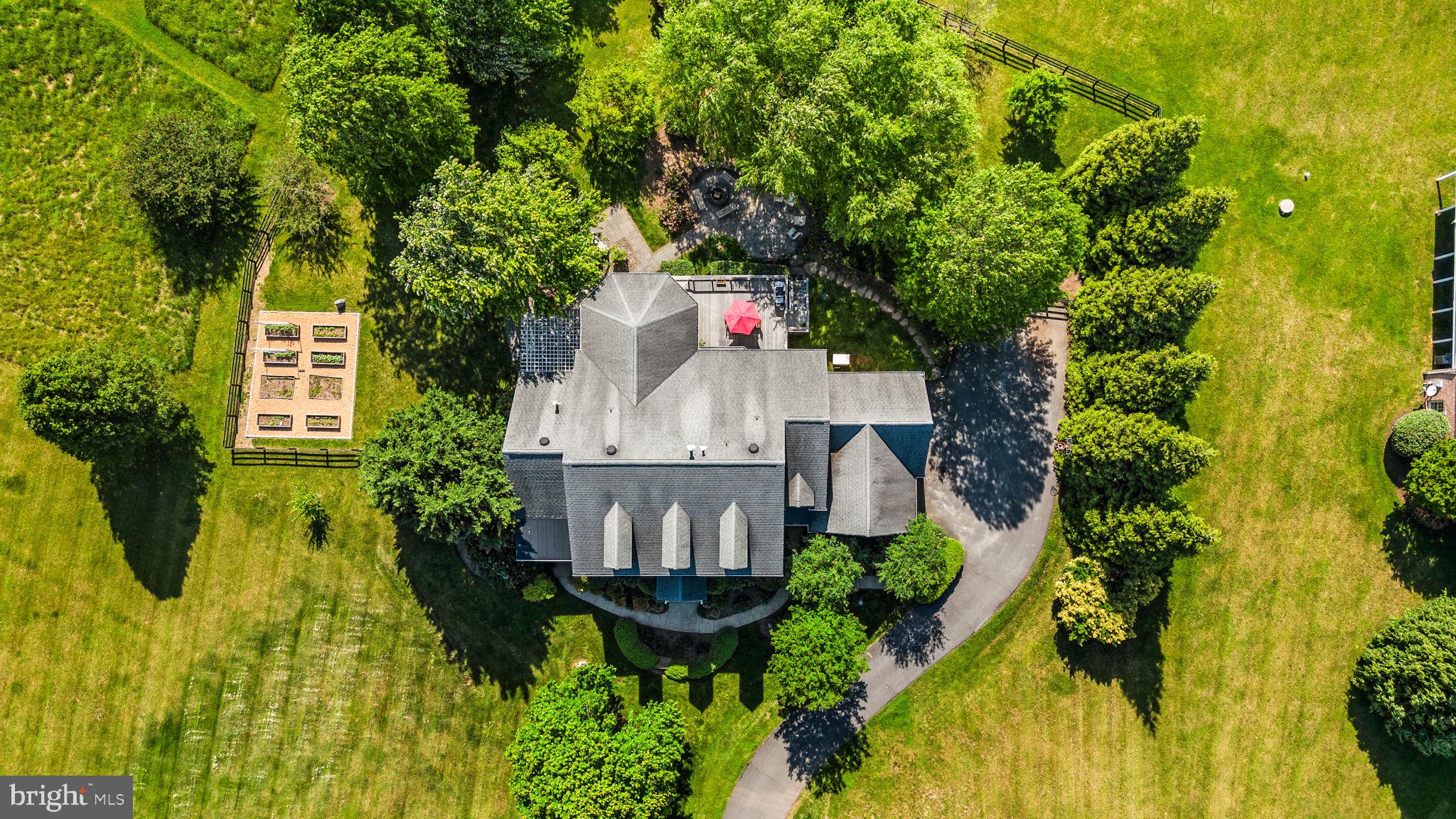 HEATHER KNOLLS - Residential