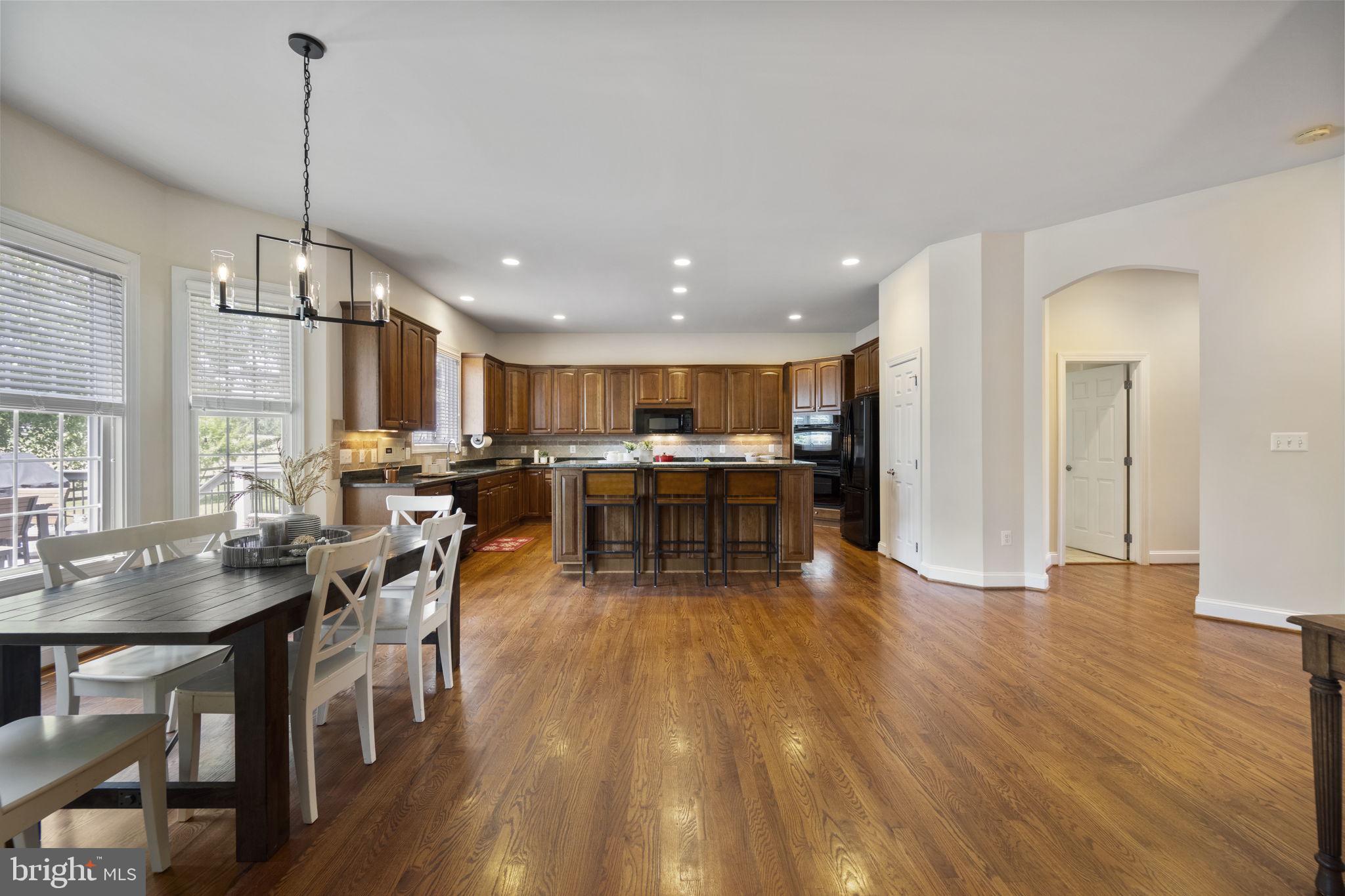 HEATHER KNOLLS - Residential