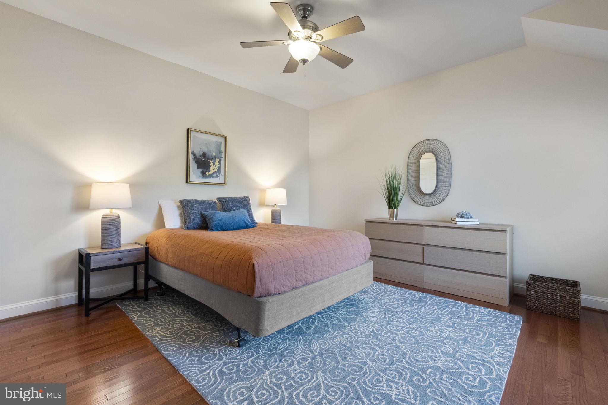 HEATHER KNOLLS - Residential