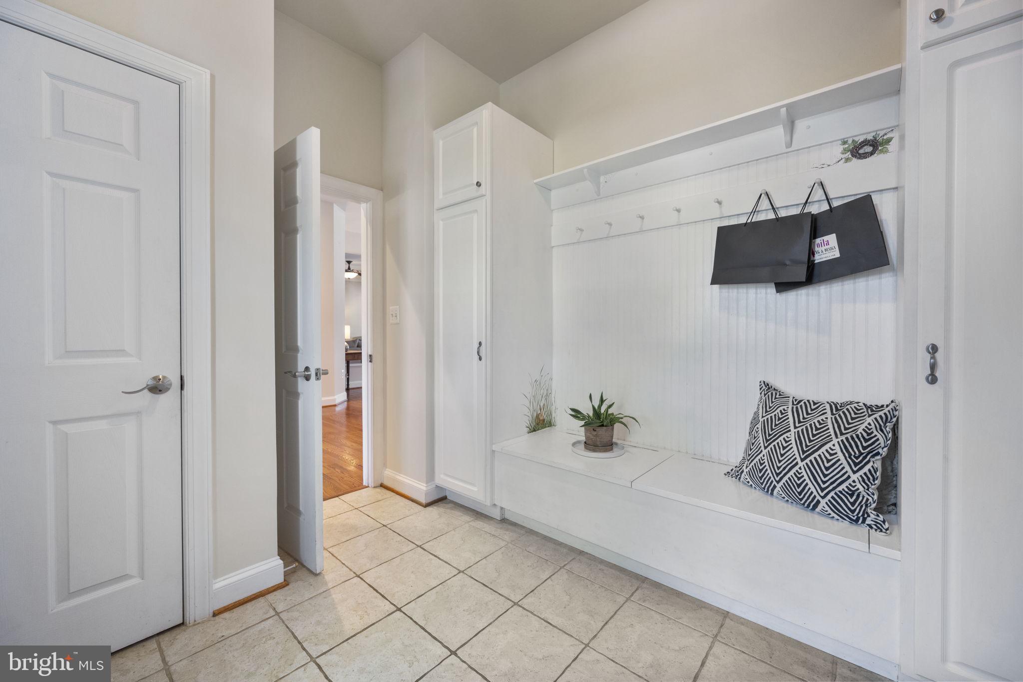 HEATHER KNOLLS - Residential