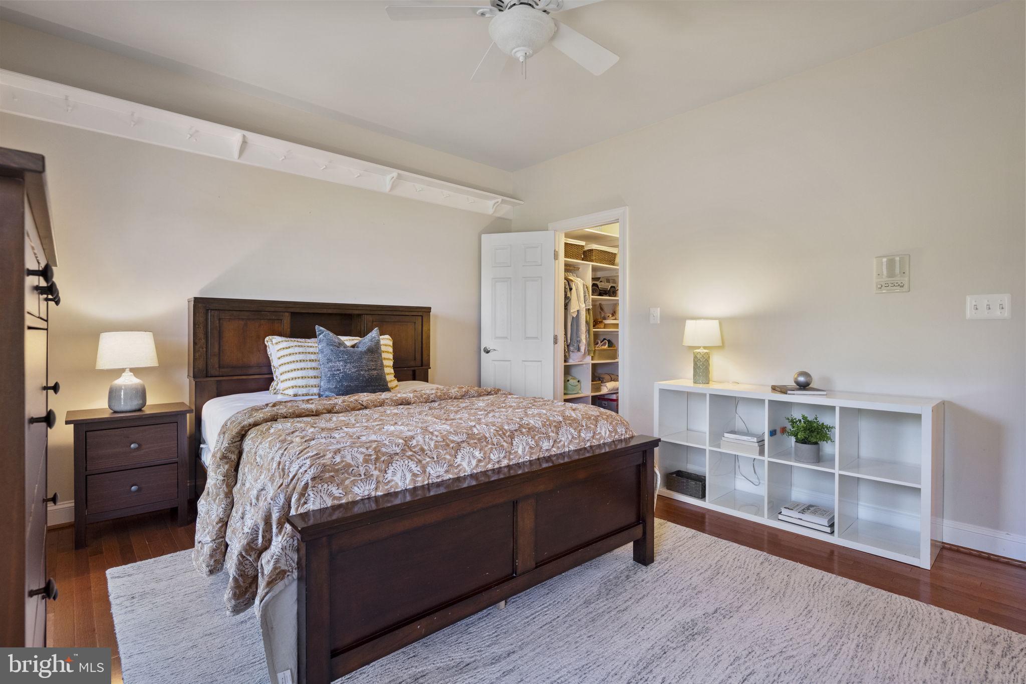 HEATHER KNOLLS - Residential