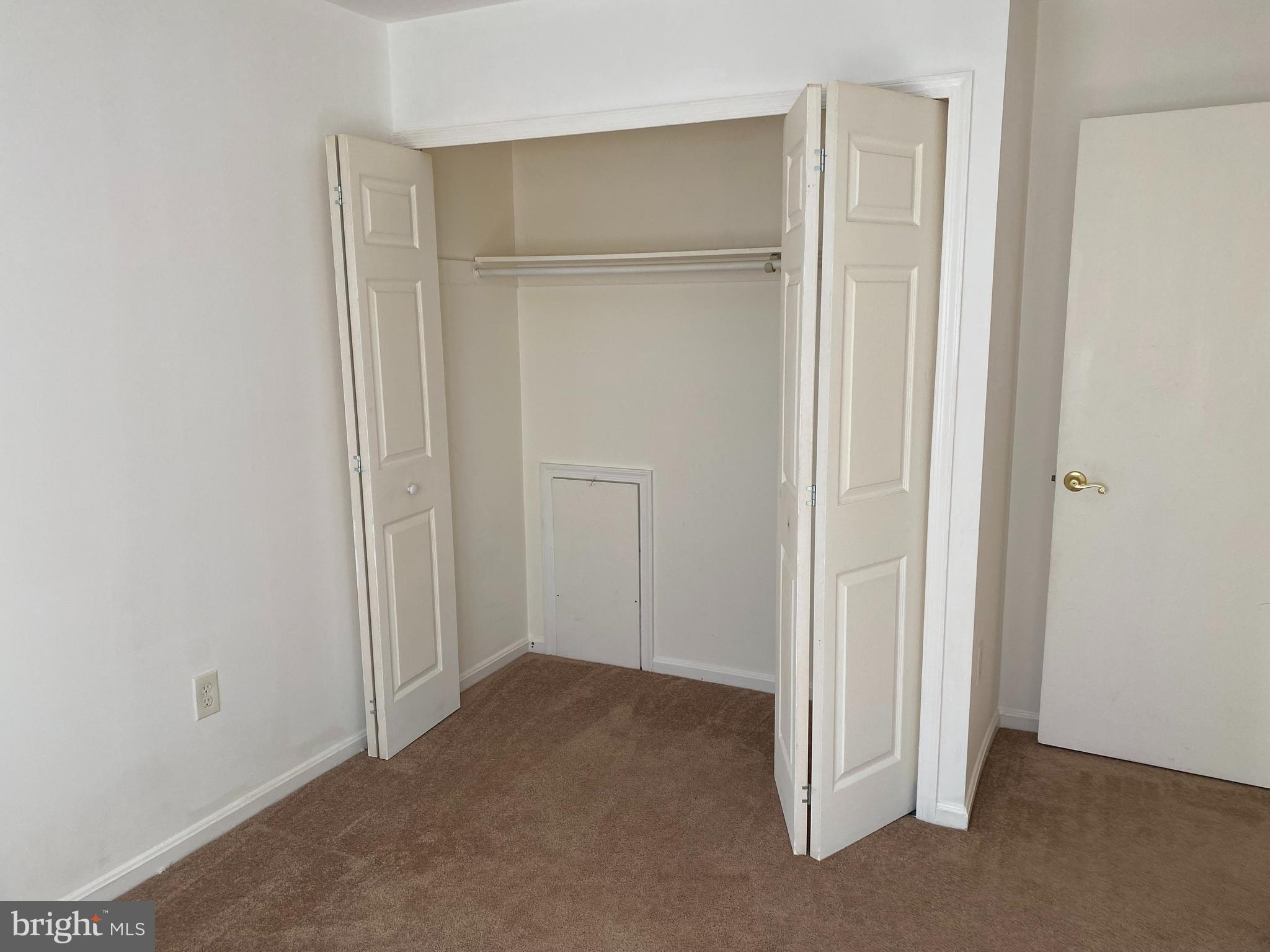 LANCASTER - Residential Lease