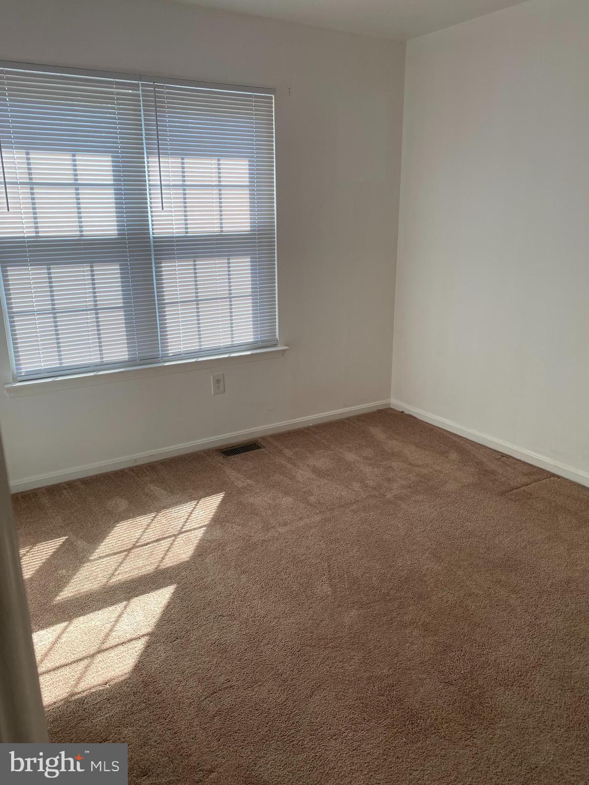 LANCASTER - Residential Lease