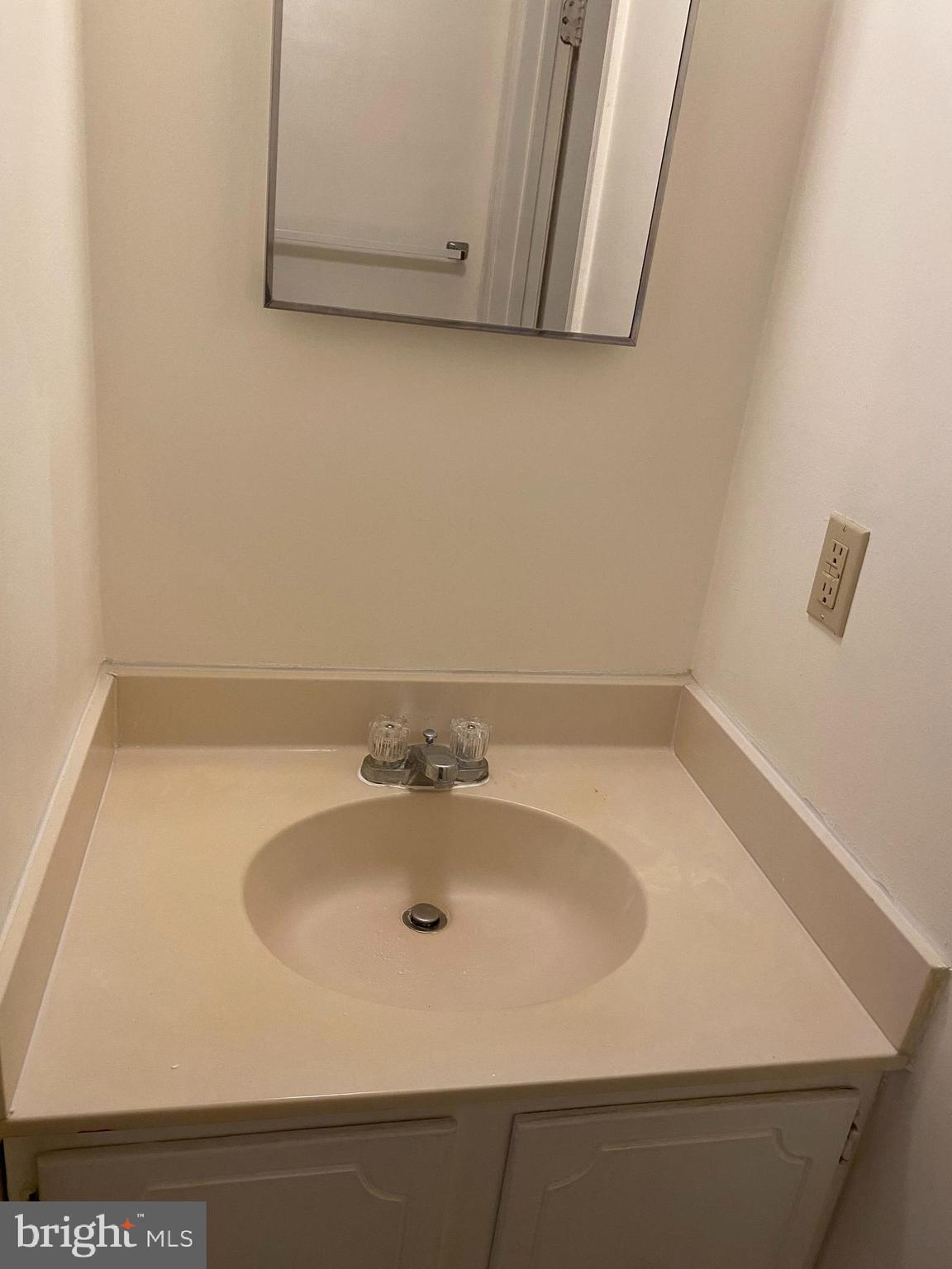 LANCASTER - Residential Lease