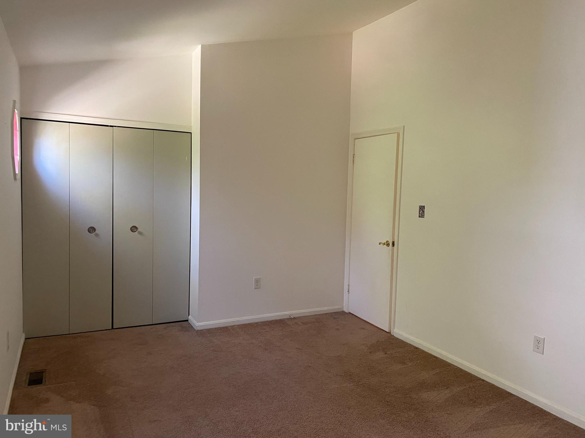 LANCASTER - Residential Lease