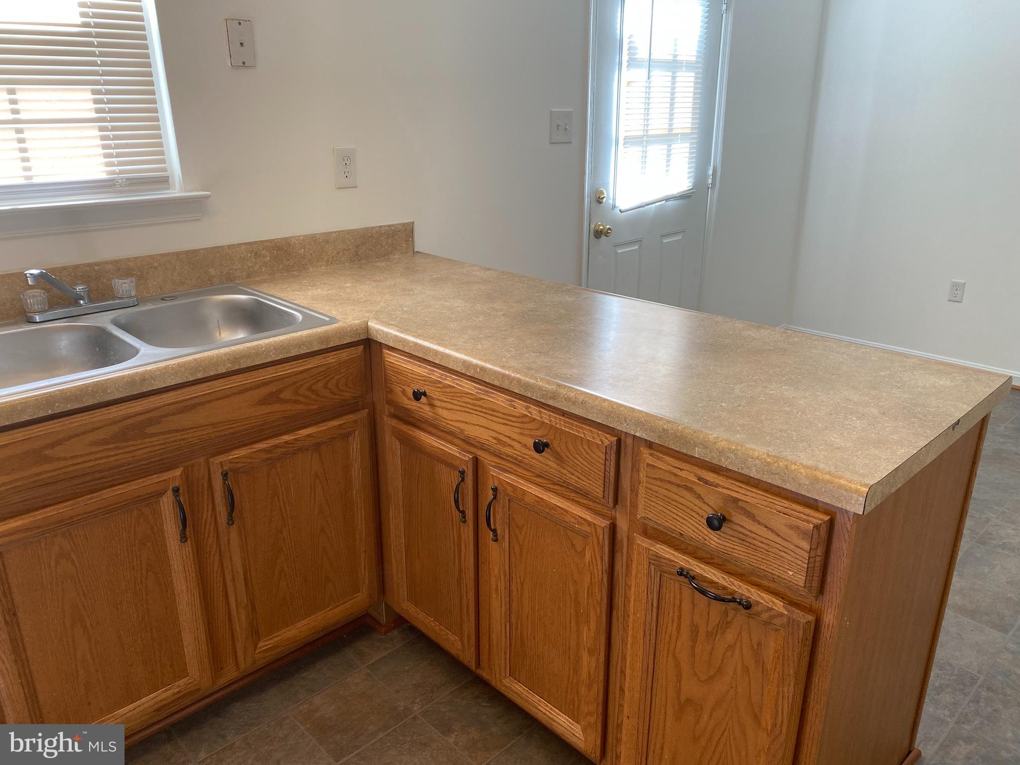 LANCASTER - Residential Lease