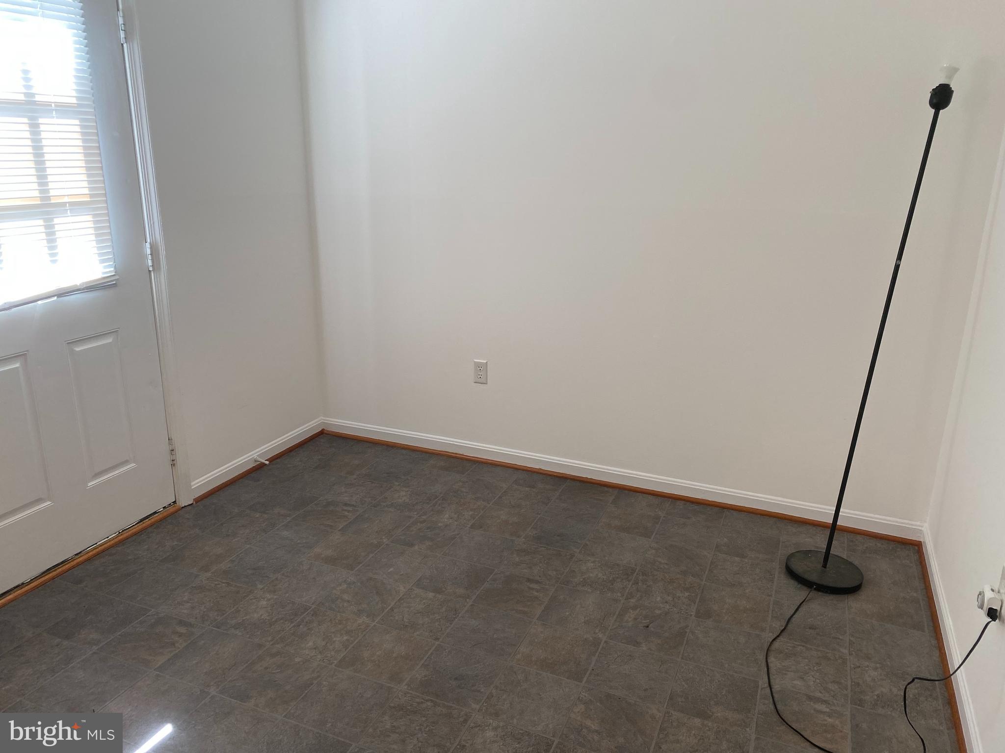 LANCASTER - Residential Lease