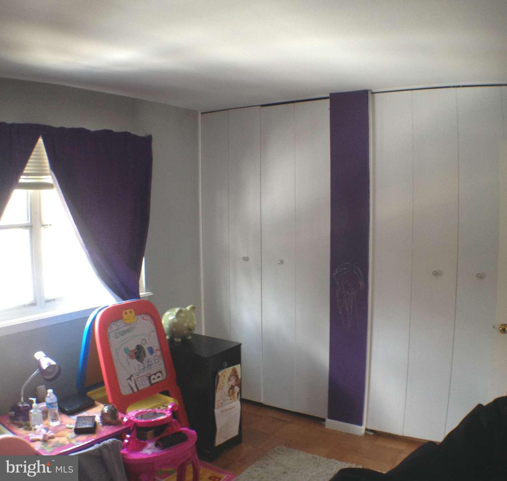 SUSSEX SQUARE CONDO - Residential Lease