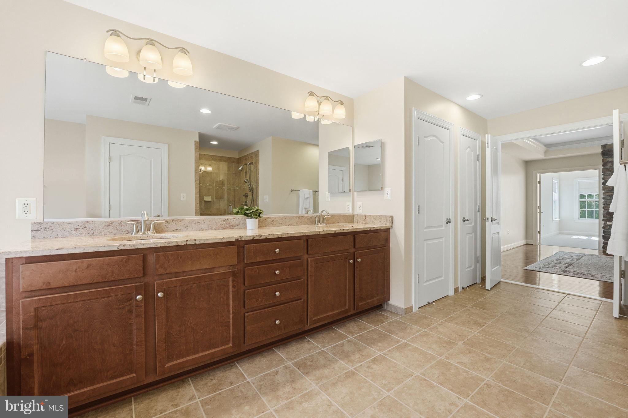 RIDGEFIELD ESTATES - Residential