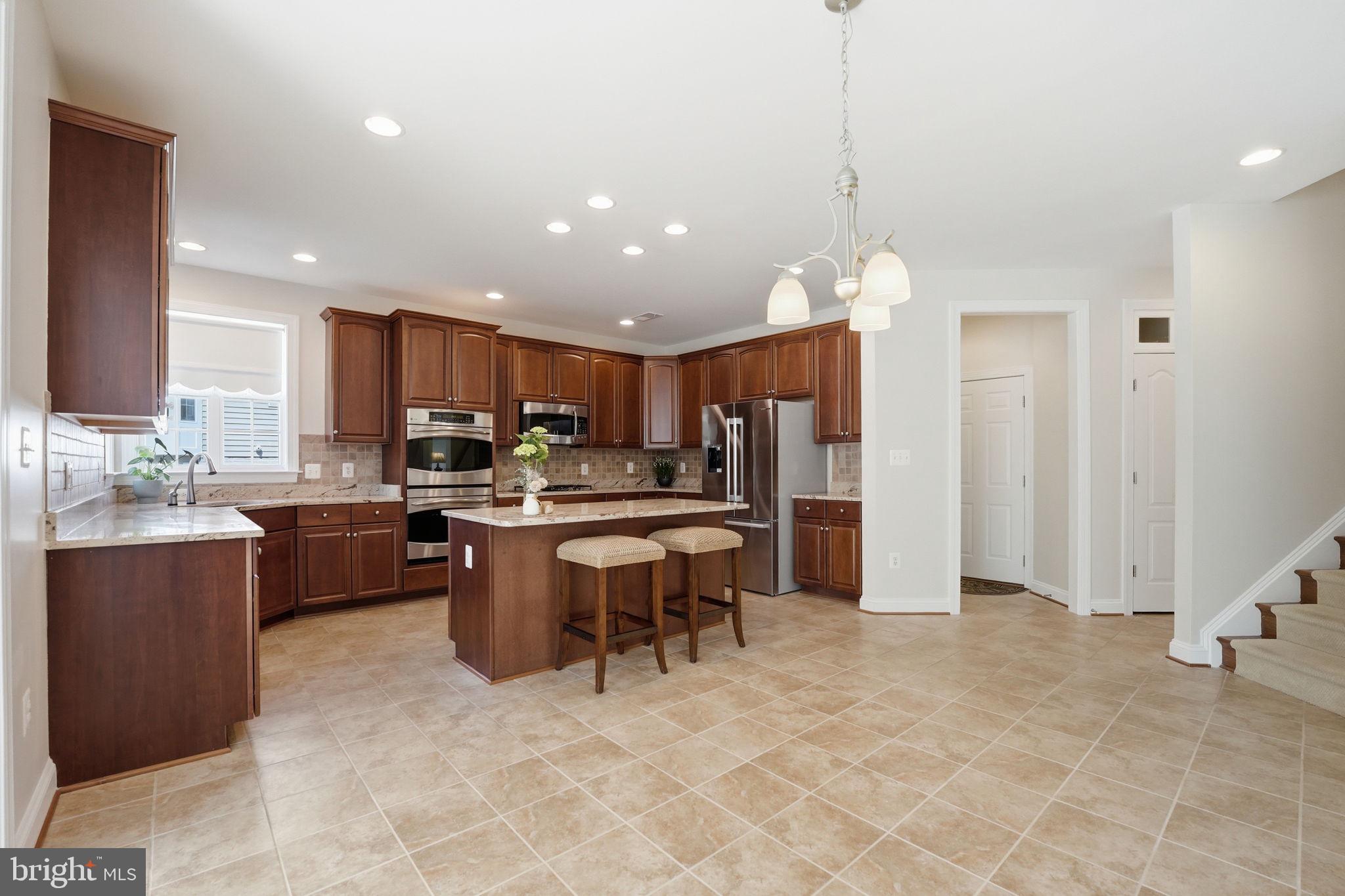 RIDGEFIELD ESTATES - Residential
