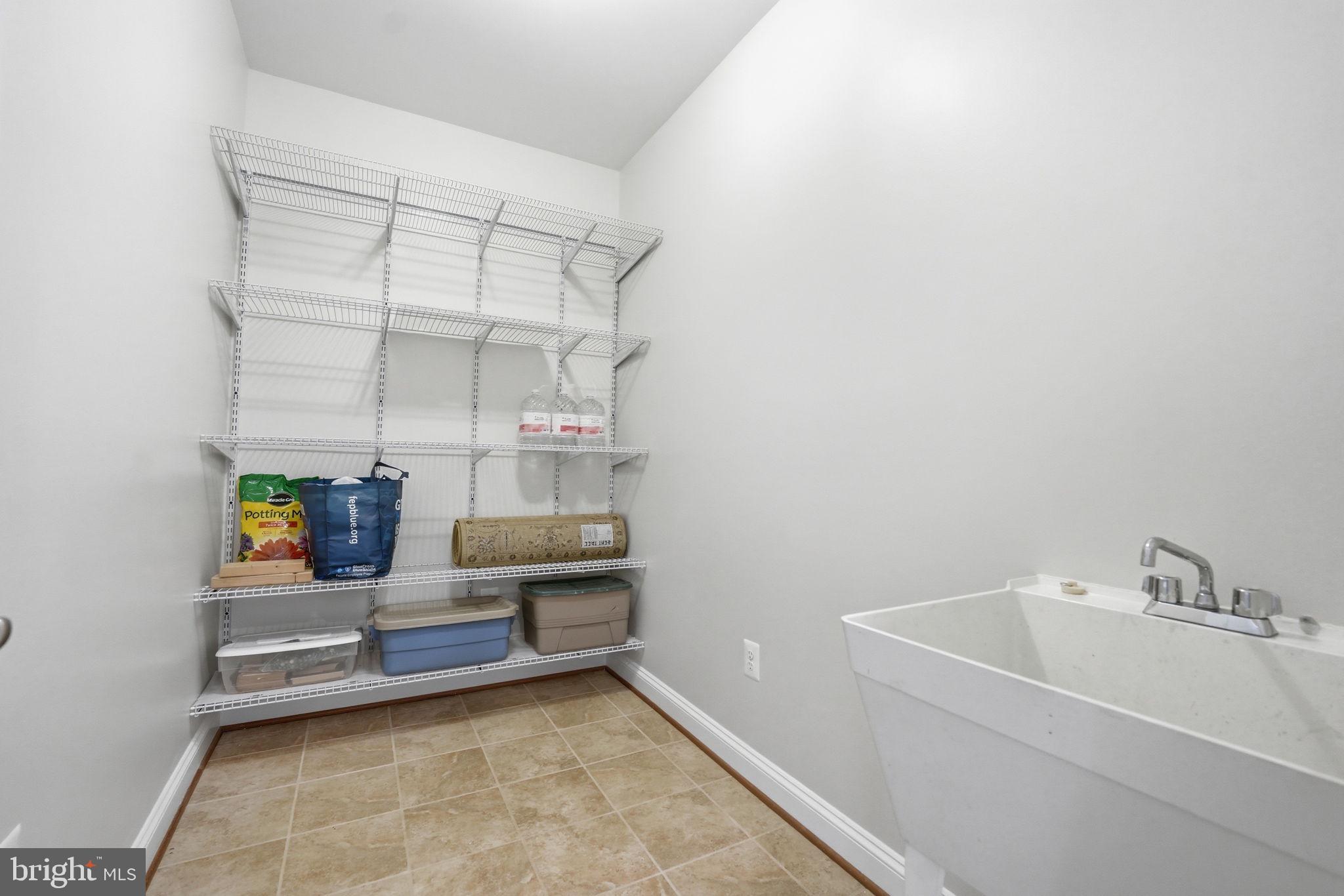 RIDGEFIELD ESTATES - Residential
