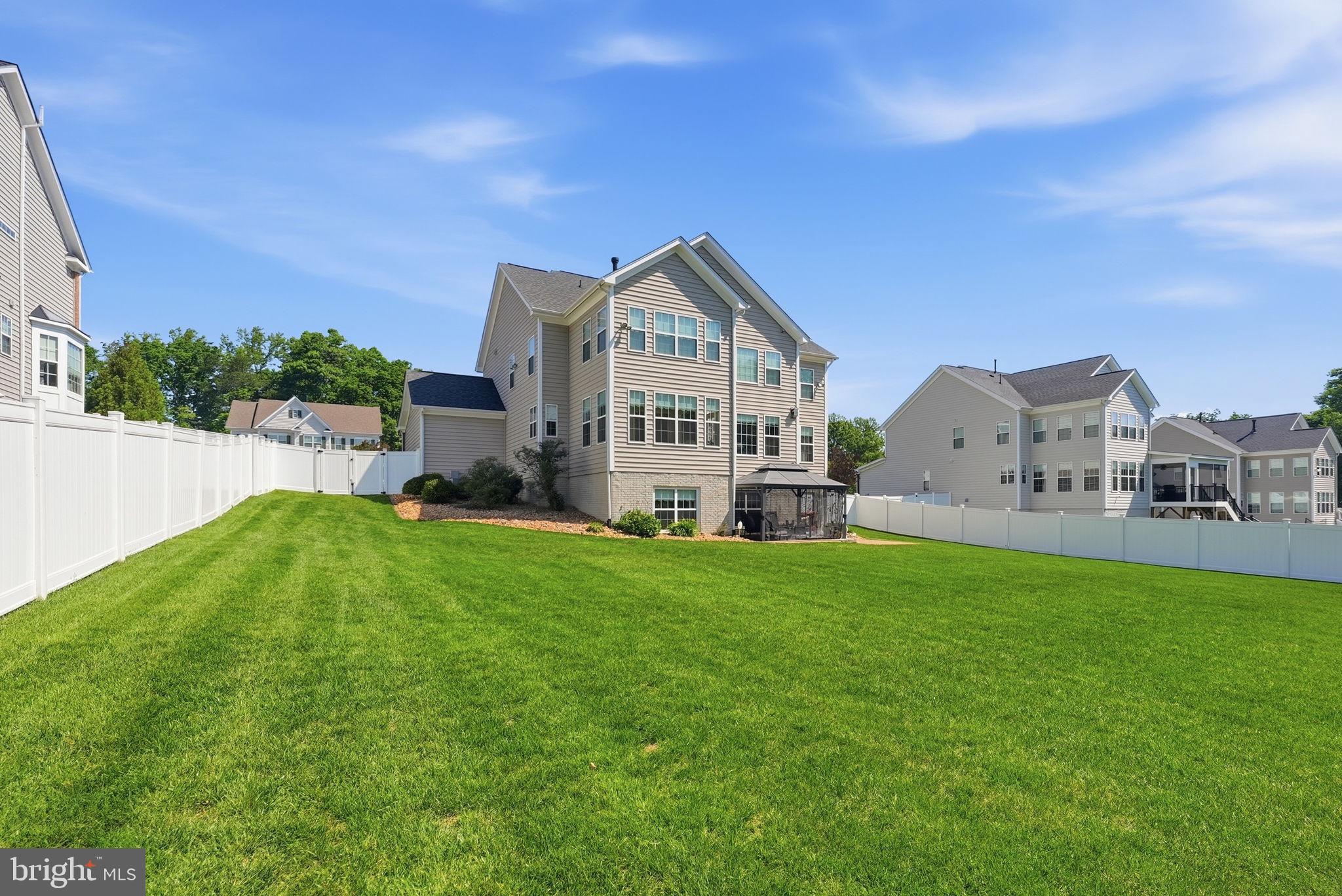 RIDGEFIELD ESTATES - Residential