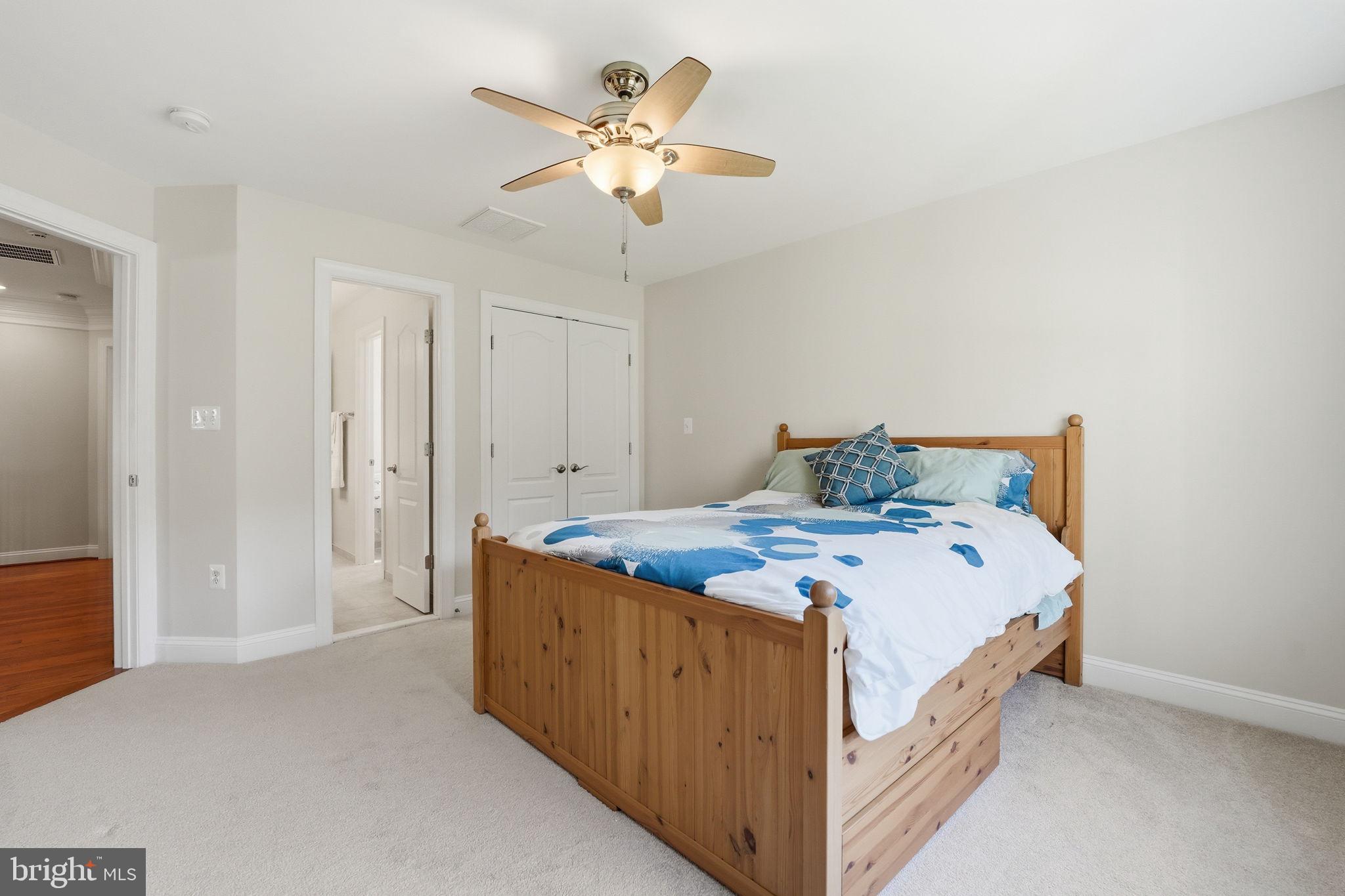 RIDGEFIELD ESTATES - Residential